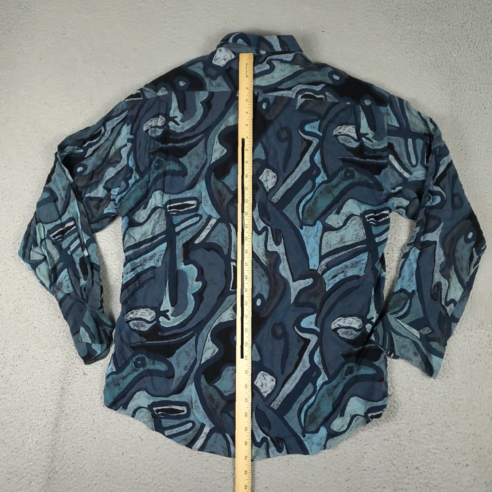 Vintage Haupt Dress Shirt Mens Size 16.5 Blue Geometric Rayon Long Sleeve Button Up Size US L / EU 52-54 / 3 - 5 Thumbnail