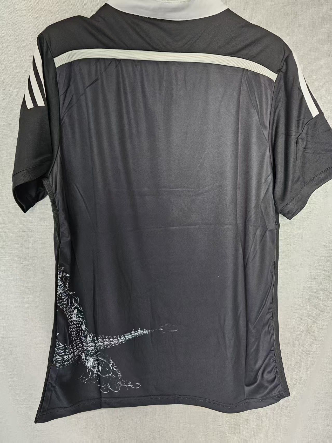 Other 2014 2015 Real Madrid Soccer Jersey Away Size US M / EU 48-50 / 2 - 3 Thumbnail