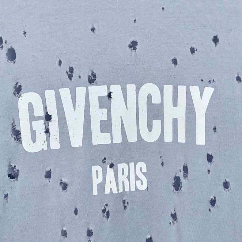 Givenchy Givenchy Light Blue Logo Letter Print T-Shirt Size US L / EU 52-54 / 3 - 4 Thumbnail