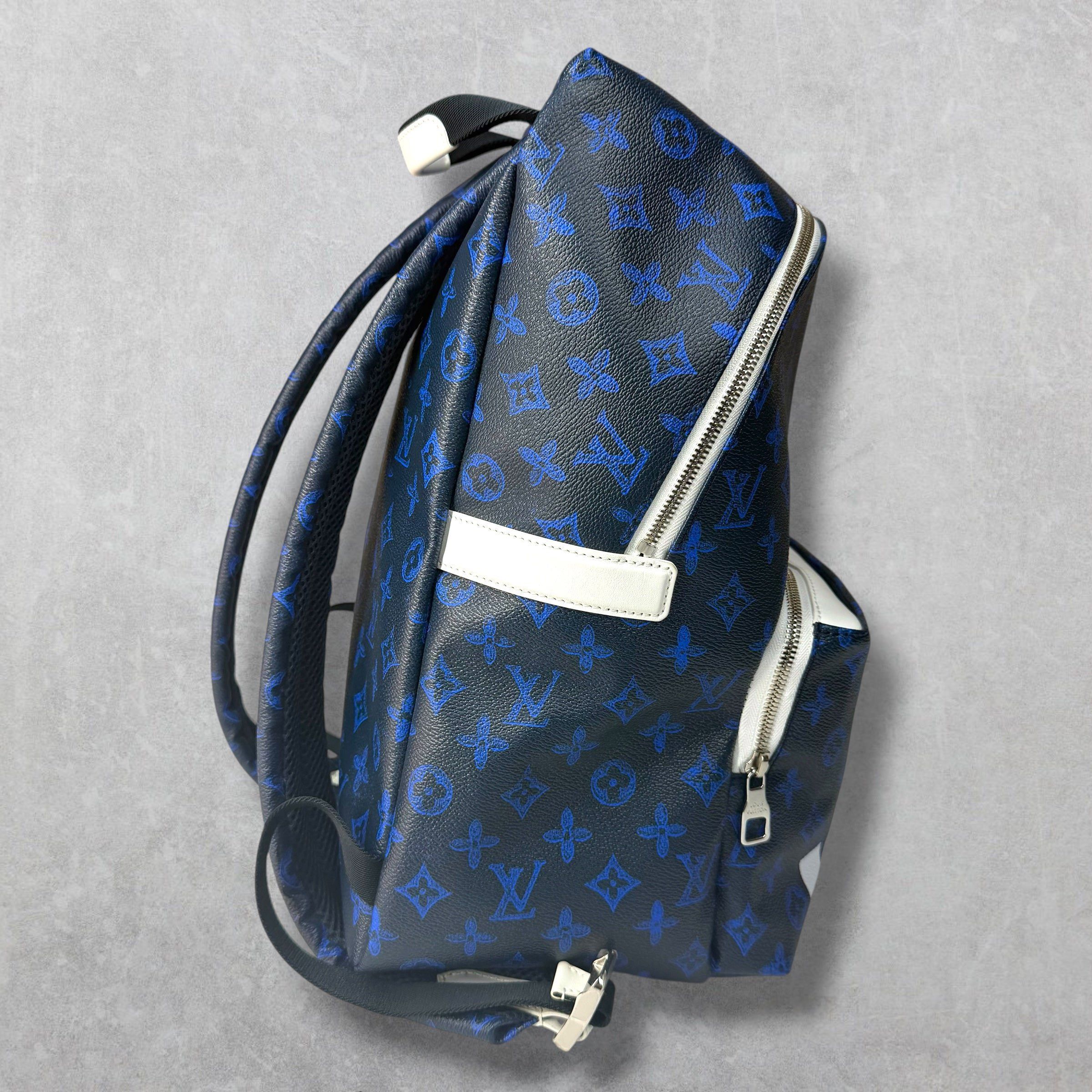 Louis Vuitton Louis Vuitton Discovery Backpack Blue Size ONE SIZE - 4 Thumbnail