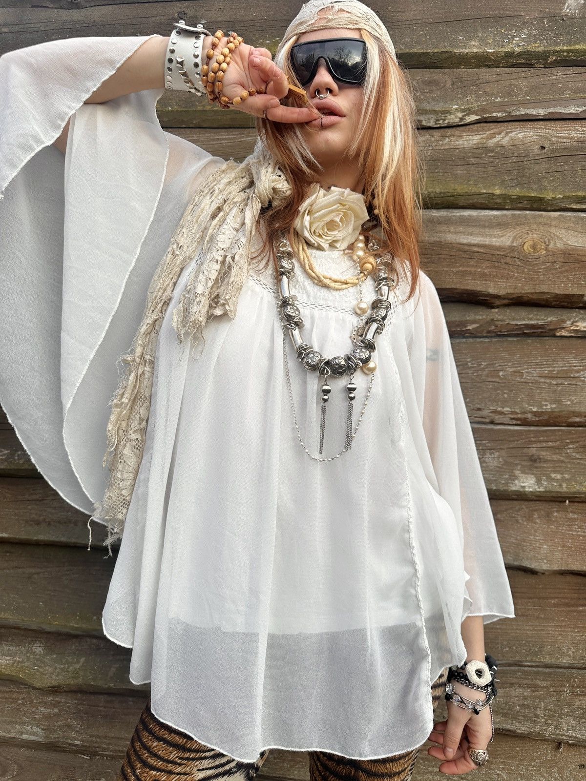 Vintage Vintage viscose white boho flowing blouse Size S / US 4 / IT 40 - 3 Thumbnail