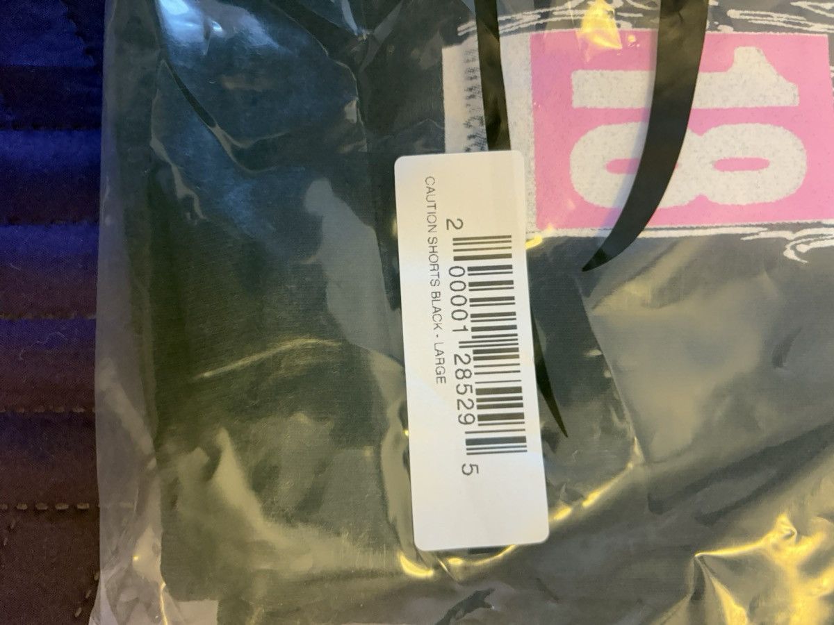 Revenge Revenge CAUTION SHORTS BLACK Size US 34 / EU 50 - 7 Thumbnail