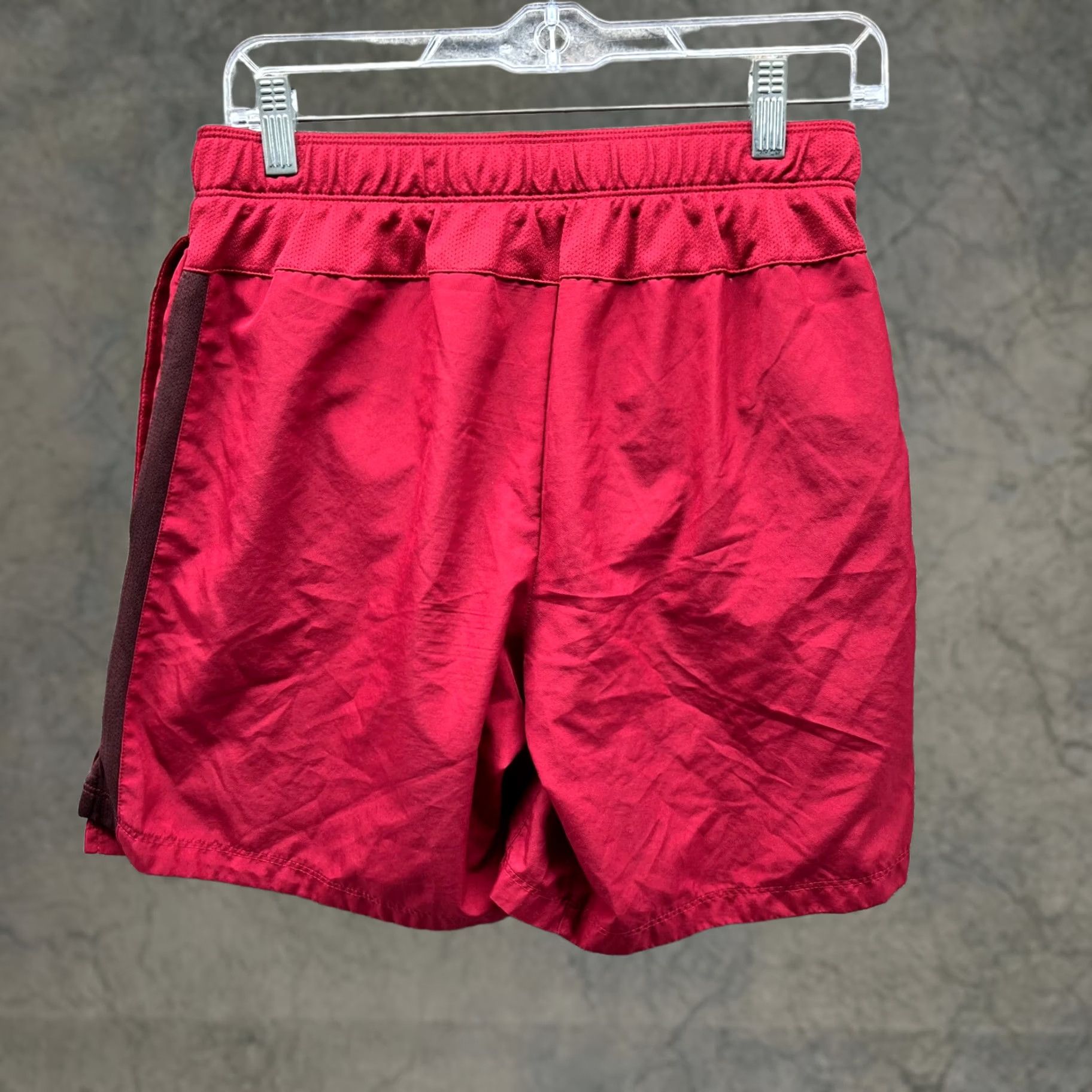 Nike Nike Shorts Men Medium Adult Red Running Polyester Dri Fit Challenger Swoosh Size US 31 - 1 Thumbnail