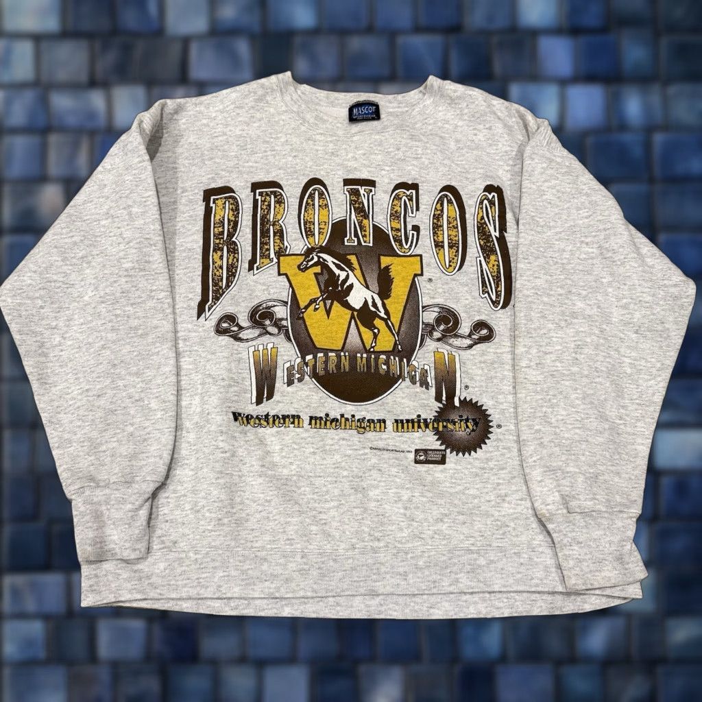 VINTAGE Western Michigan University Sweatshirt Crewneck Mens Large Gray 90s Pullover Crewneck Sweatshirt Mens Large Gray 90s WMU Sweatshirt Vintage