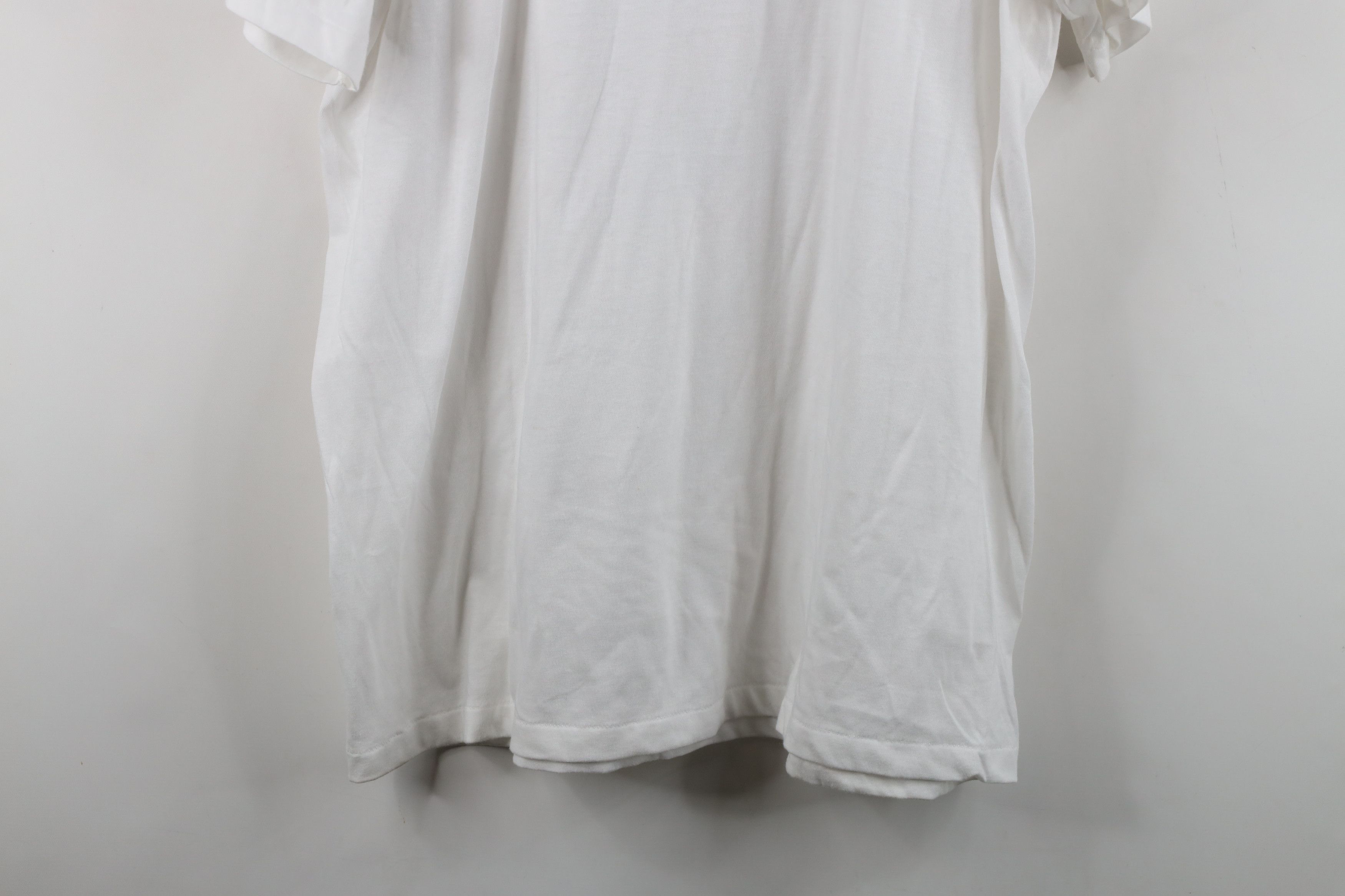 Vintage Vintage 90s Streetwear Thin Short Sleeve T-Shirt White 50/50 Size US XL / EU 56 / 4 - 14 Thumbnail