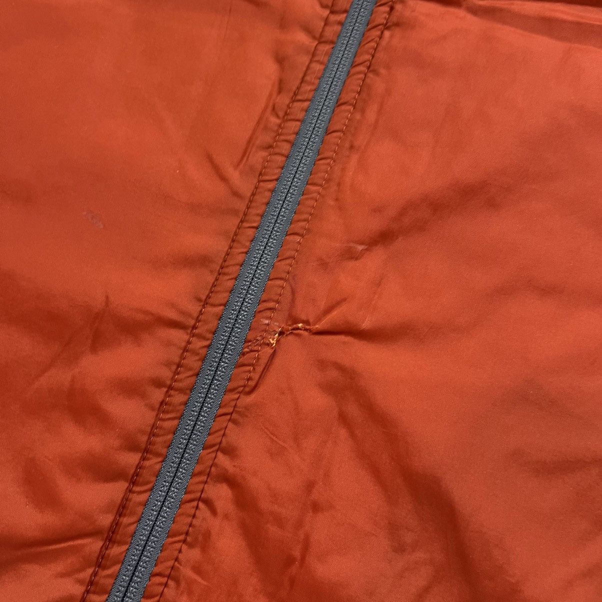 Nike 90s NIKE REVERSIBLE VINTAGE Y2K NYLON RETRO VEST Size US M / EU 48-50 / 2 - 6 Thumbnail