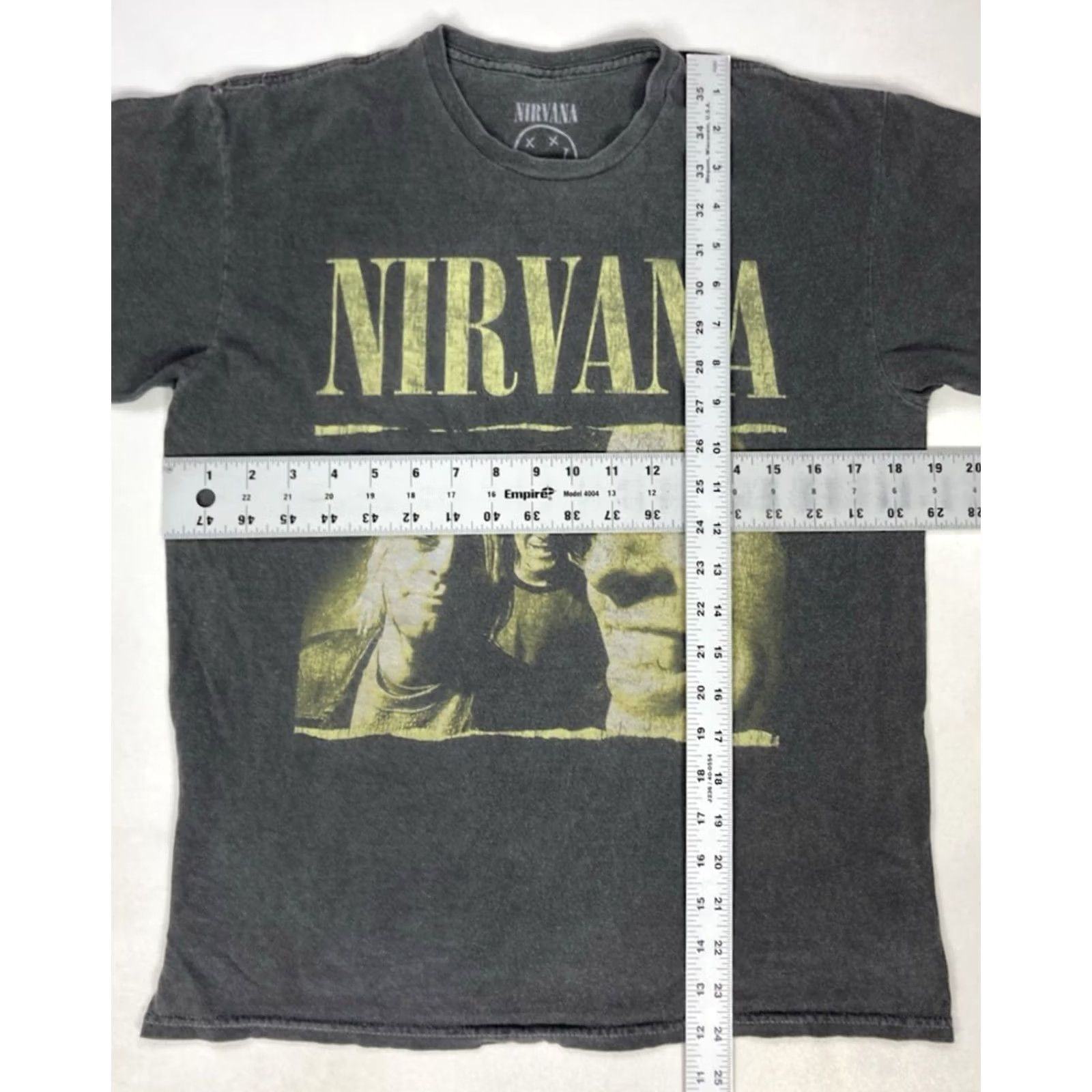 Etro Nirvana Graphic T-shirt Women Medium Gray Short Sleeve Music Merch Retro Size M / US 6-8 / IT 42-44 - 5 Thumbnail