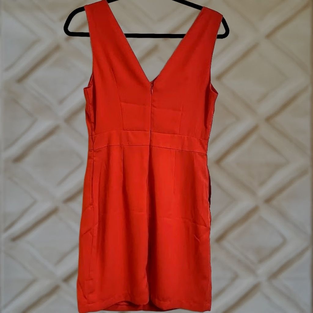 Forever 21 FOREVER 21 Red V-Neck Sleeveless Mini Sheath Tank Dress S NWT Size S / US 4 / IT 40 - 1 Thumbnail