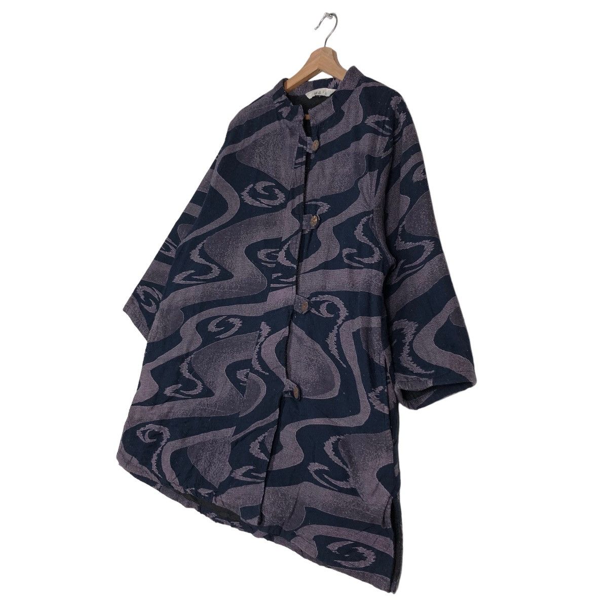 Japanese Brand Vintage Over Print Jacket Japanese Traditional Issey Miyake Size US M / EU 48-50 / 2 - 2 Thumbnail