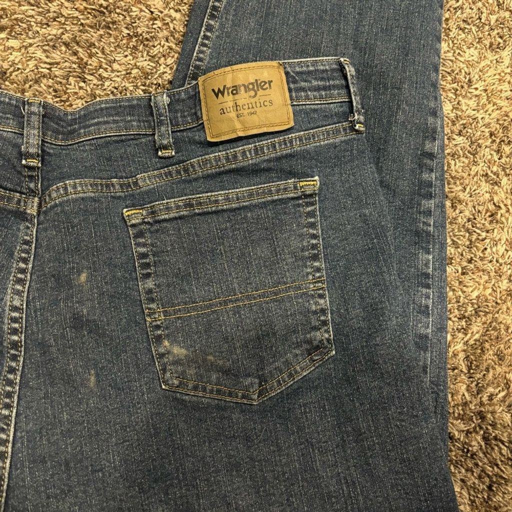 Wrangler Men’s Wrangler Authentics Jeans Size US 44 / EU 60 - 2 Thumbnail