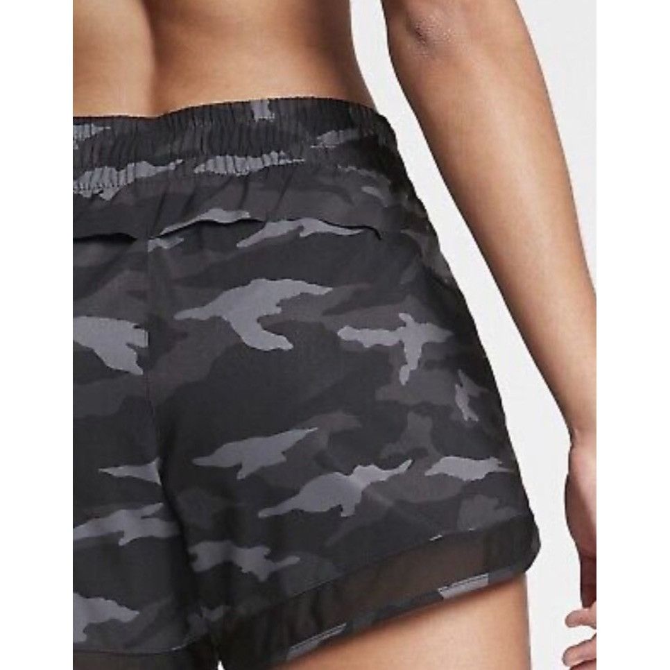 Athleta Athleta Mesh Racer Run Shorts 4" Black Camo Womens Medium Size 32" / US 10 / IT 46 - 7 Thumbnail