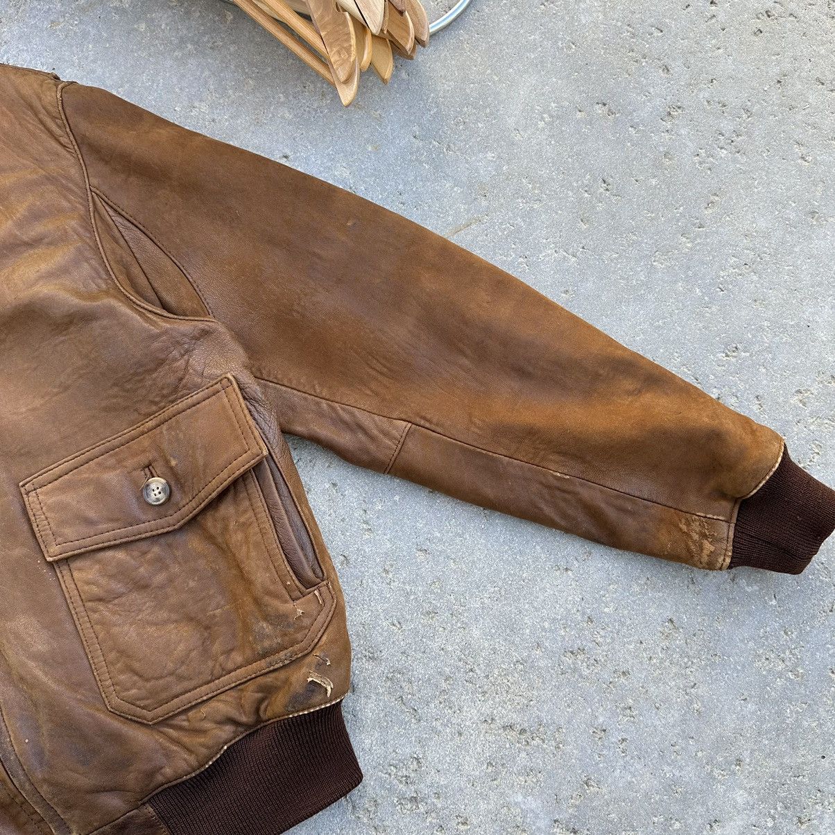 Banana Republic VTG 80’s Banana Republic Military Style Leather Bomber Coat Size US L / EU 52-54 / 3 - 5 Thumbnail
