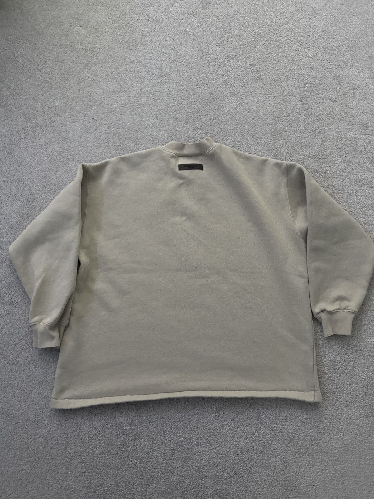 Fear of God Fear of God Essentials Relaxed Crewneck Size XS Size US XS / EU 42 / 0 - 3 Thumbnail
