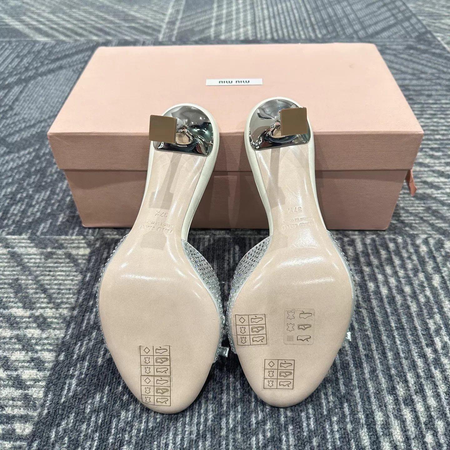Miu Miu Miu Miu silk stiletto slides 37.5 EU BNIB Size US 7 / IT 37 - 6 Thumbnail