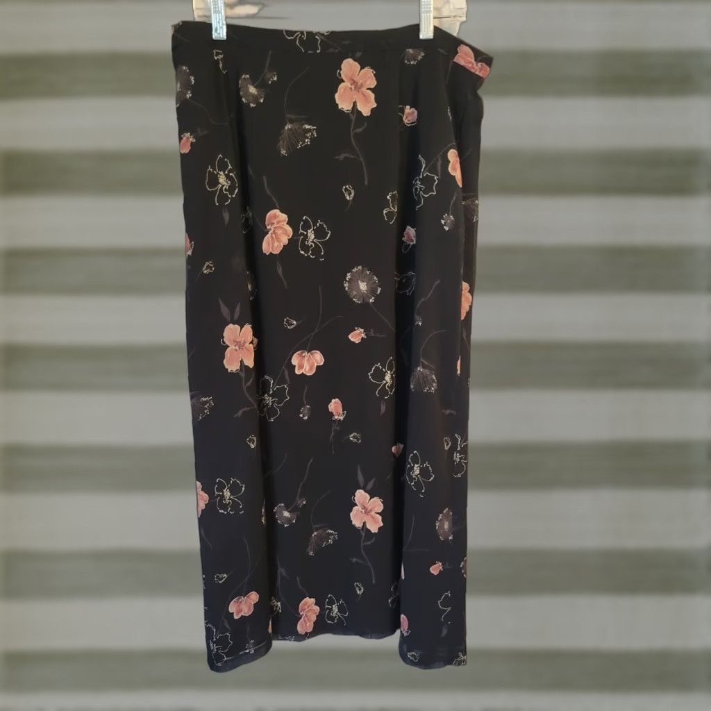 Pendleton VINTAGE Pendleton Maxi Skirt Plus 16 Black Floral Lined Sheer 90s Grunge Goth Women's Size 38" / US 16 / IT 52 - 1 Thumbnail