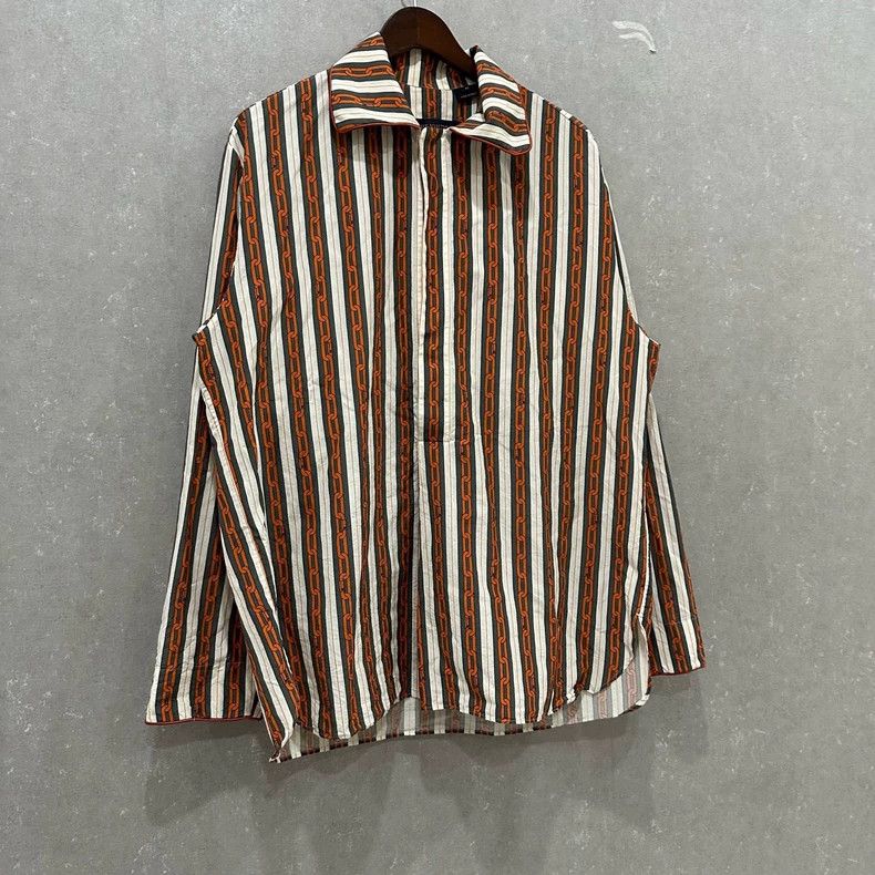 Louis Vuitton Louis Vuitton chain stripes printed all over shirt Size US M / EU 48-50 / 2 - 3 Thumbnail