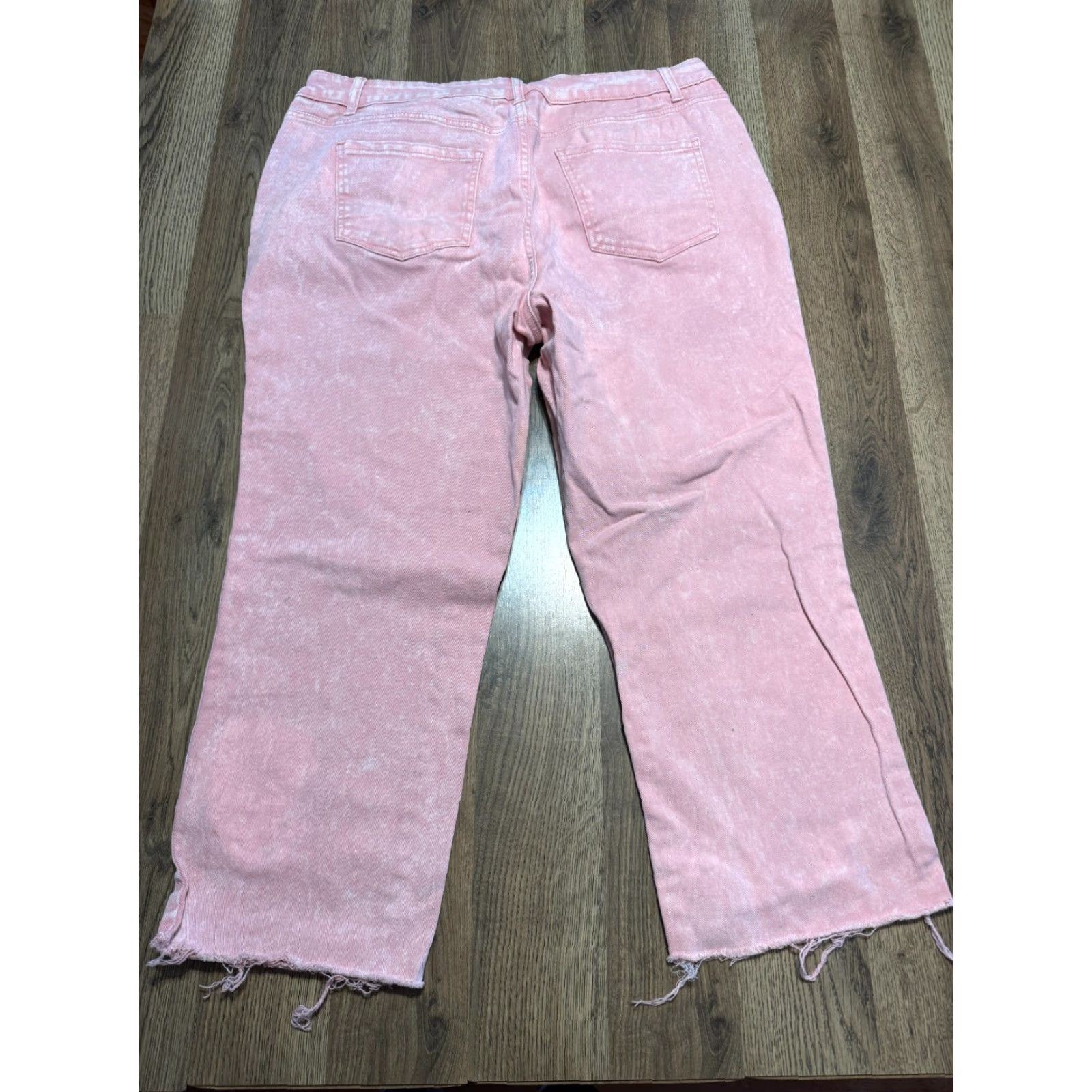 Vintage Time & Tru Jeans Women's 18 Pink Light Wash Raw Hem Straight Button Fly Jeans Size 40" / US 18 - 2 Thumbnail