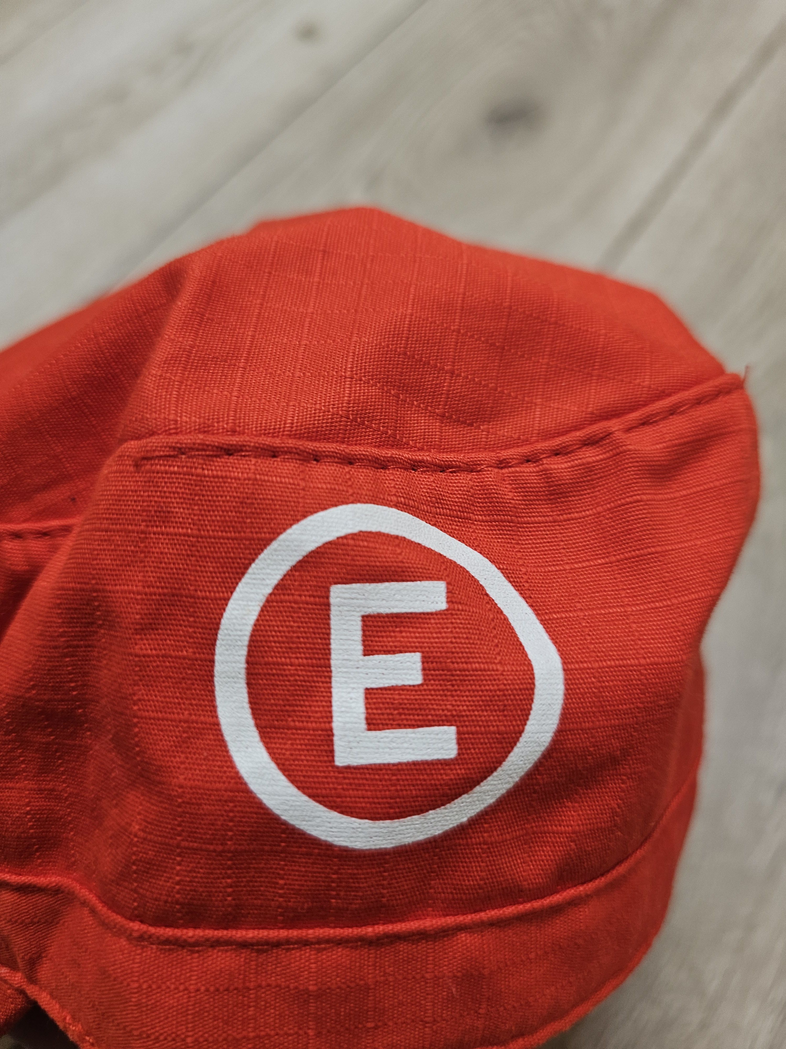 Ferrari × Formula 1 FERRARI CAP RED V8 PWERED BY CAP F1 CAP FORMULA 1 CAP F1 Size ONE SIZE - 7 Thumbnail