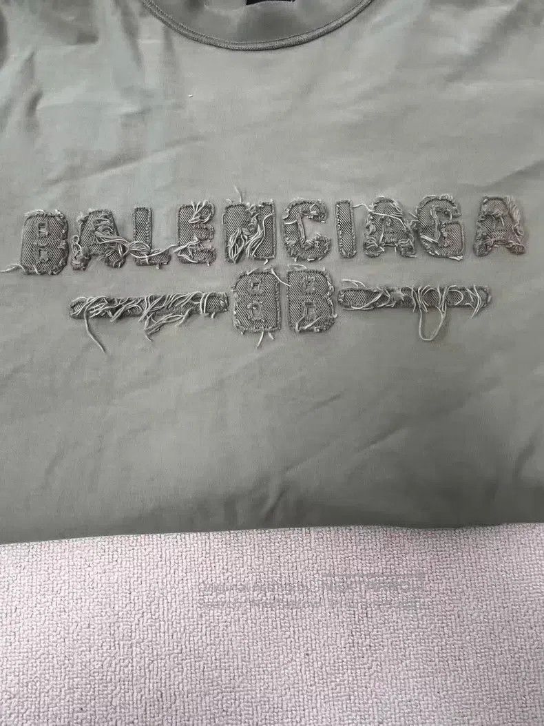 Balenciaga Balenciaga Solid Color Retro Plain Knit Round Neck Short S Size US S / EU 44-46 / 1 - 3 Thumbnail