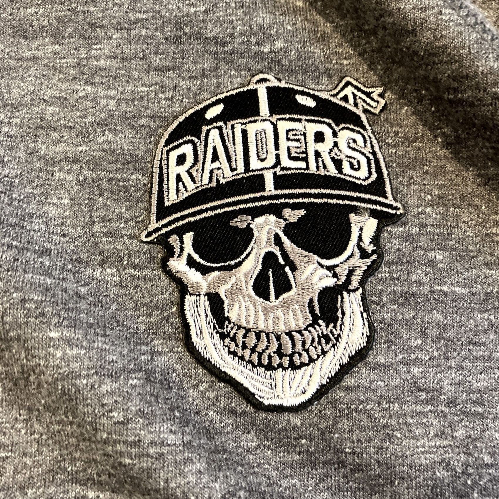 Hanes Hanes X Oakland Raiders Hoodie Sweatshirt - Gray French Terry - XXL - Pullover - Hooded - Men Size US XXL / EU 58 / 5 - 2 Thumbnail