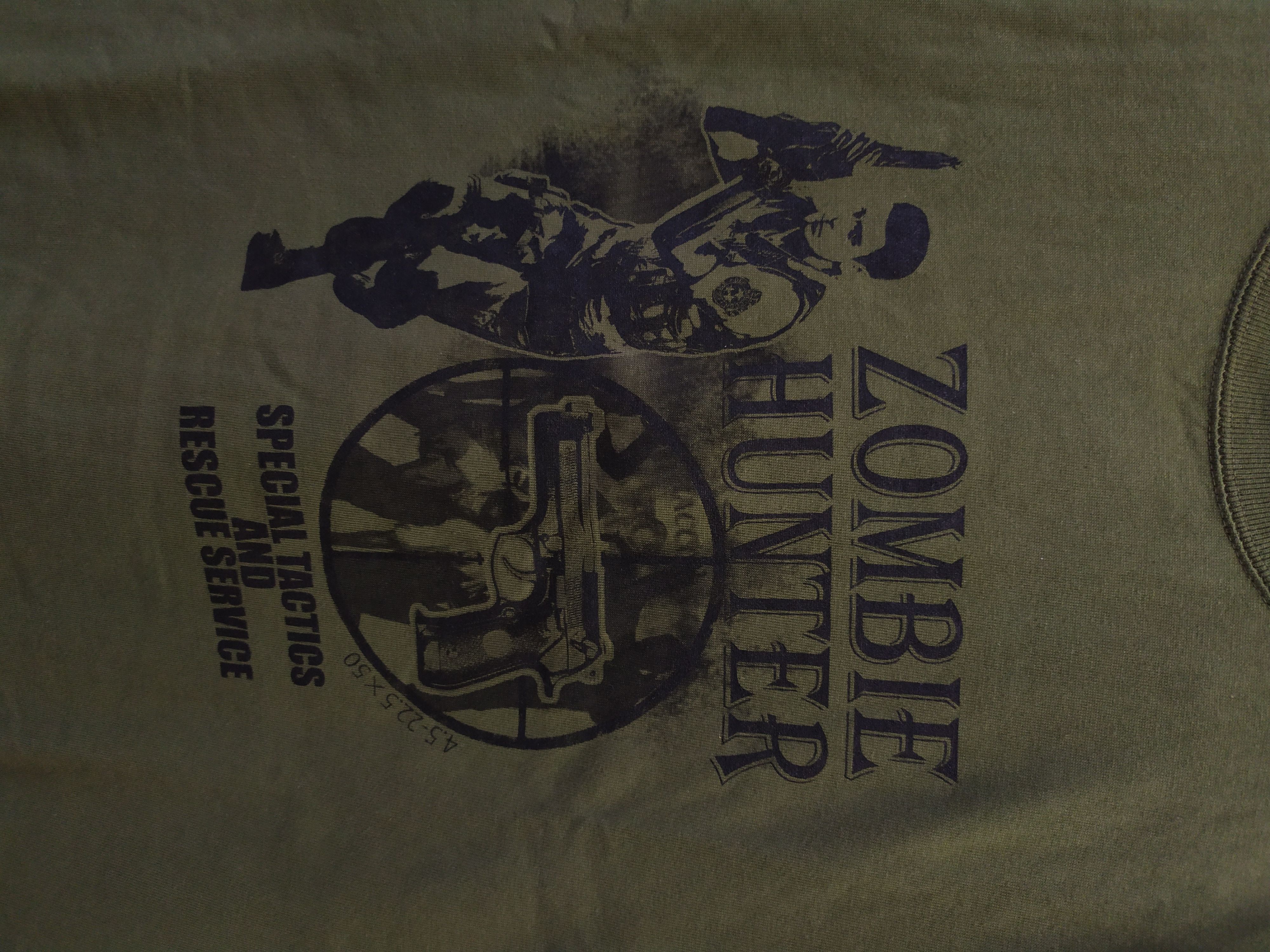 Playstation Resident Evil Zombie Hunter T-shirt Size US XL / EU 56 / 4 - 2 Thumbnail