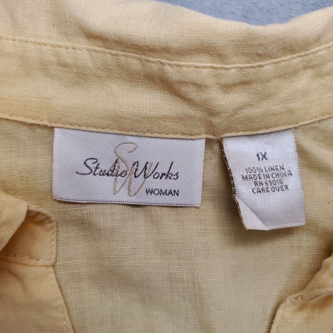 Vintage Studio Works Shirt Womens 1X Pastel Yellow 100% Linen Minimalist Coastal Boho Shirt Ladies 1X Yellow Linen Casual Classic Mens Womens Girls Size XL / US 12-14 / IT 48-50 - 4 Thumbnail