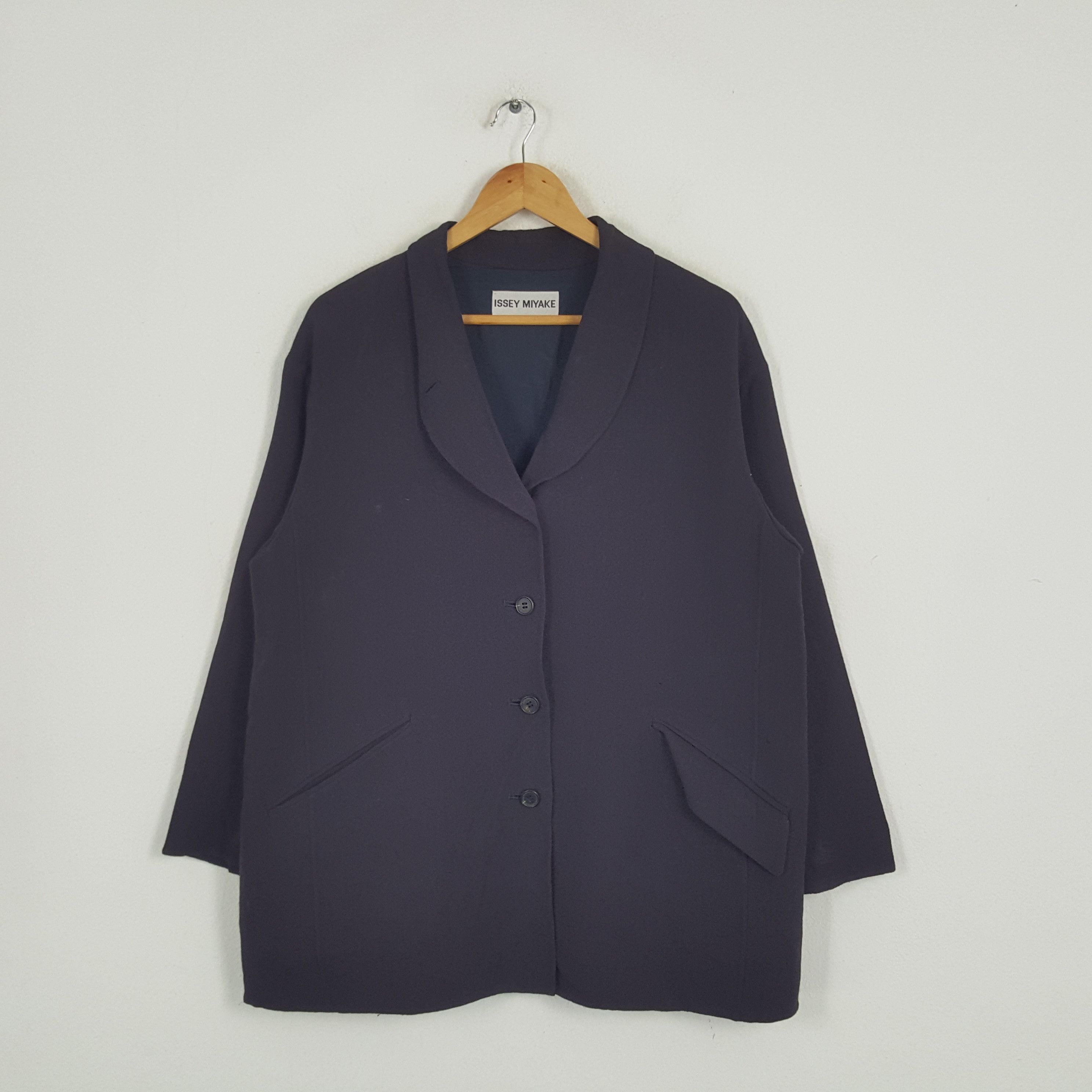 Issey Miyake × Japanese Brand × Vintage Vintage Issey Miyake Japanese Designer Coat Jacket Size US L / EU 52-54 / 3 - 1 Thumbnail