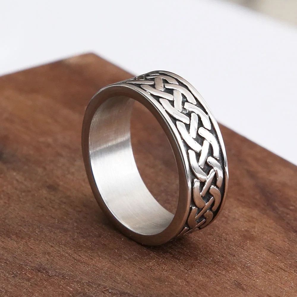 Jewelry Celtics Knot Ring Size ONE SIZE - 1 Thumbnail