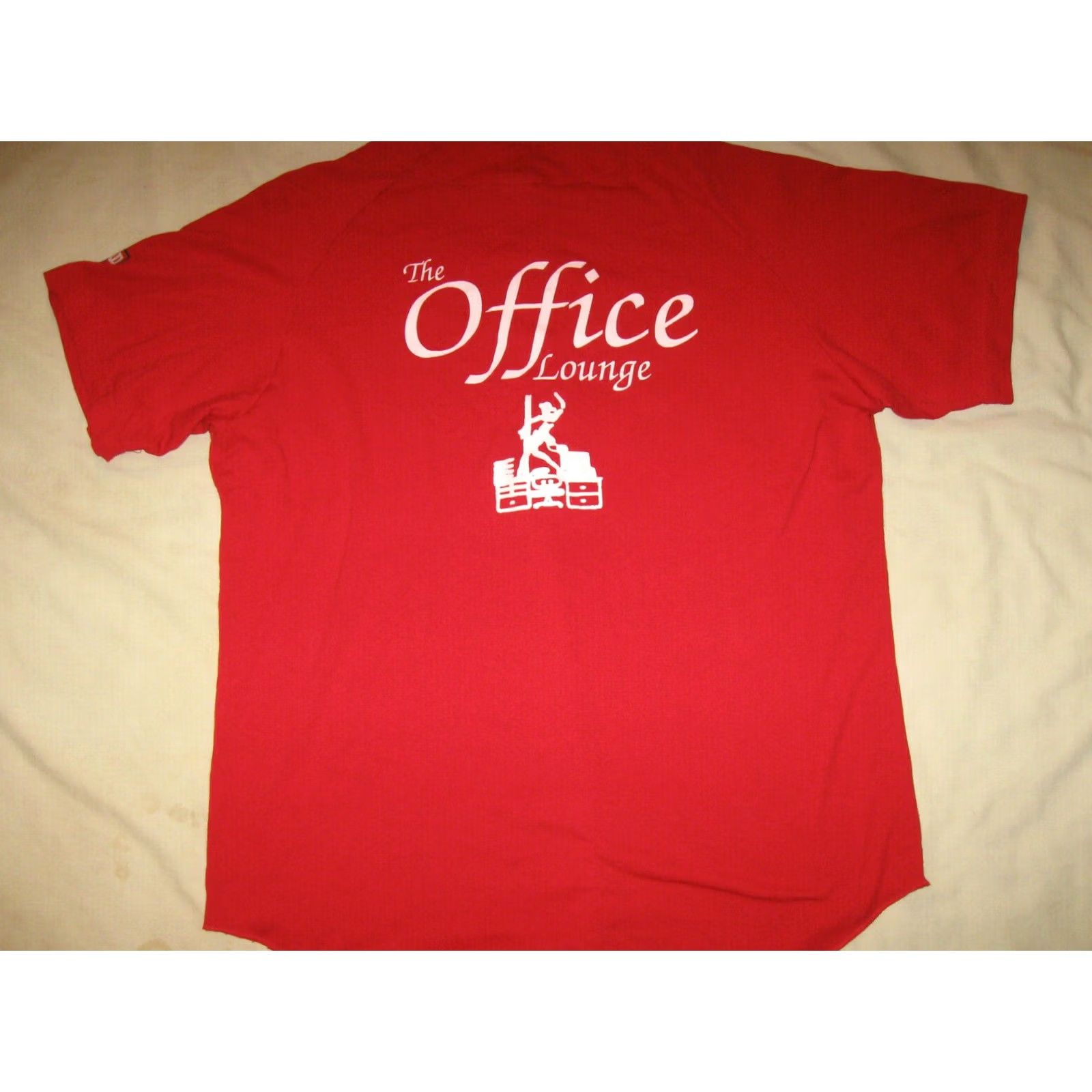 Vintage VINTAGE The Office Lounge Shirt Men XL Red Jersey Cotton/Polyester Short Sleeve Vintage #1 Size US XL / EU 56 / 4 - 3 Thumbnail