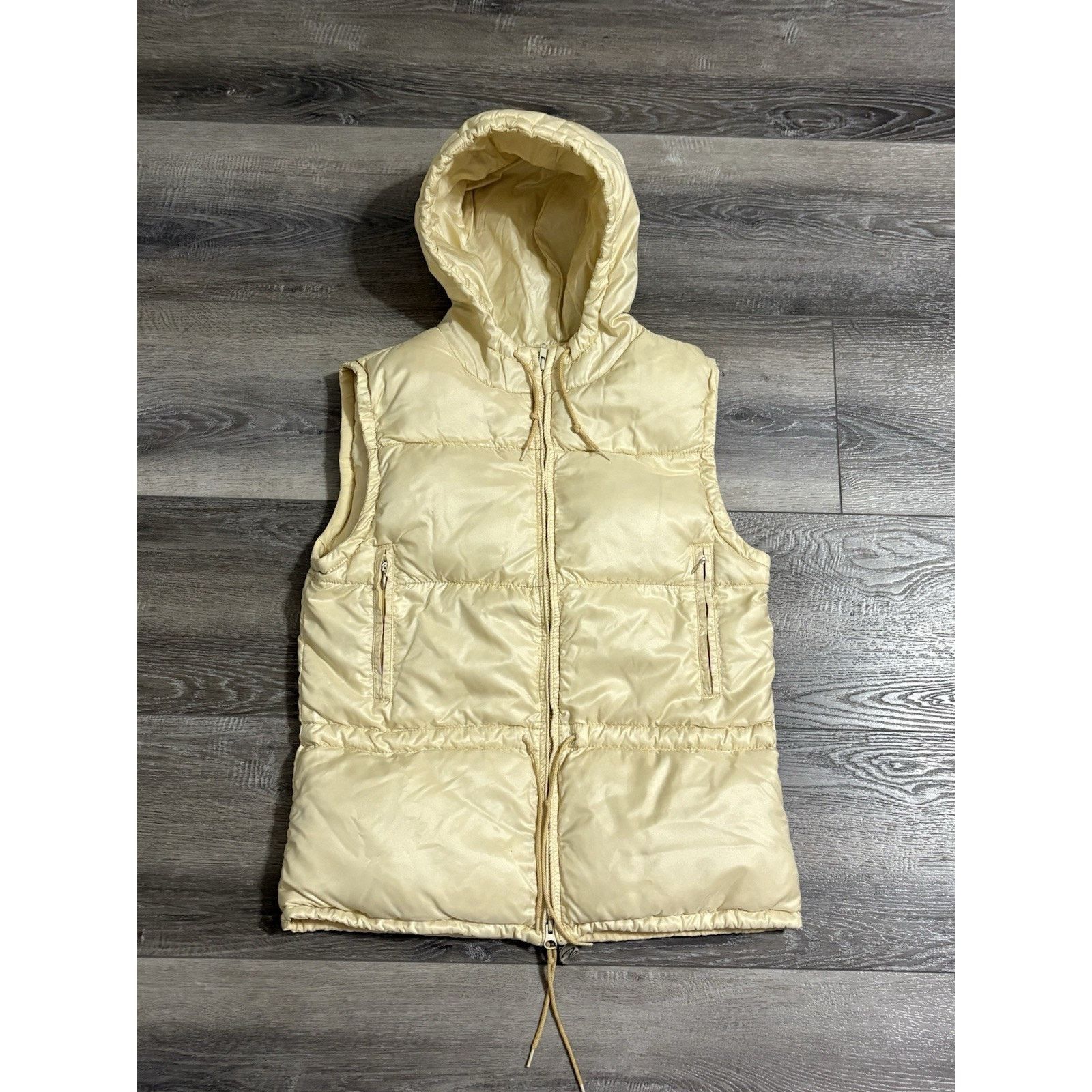 Other Vintage 70s Mountain Products Puffer Vest - Women’s Medium Size M / US 6-8 / IT 42-44 - 1 Thumbnail
