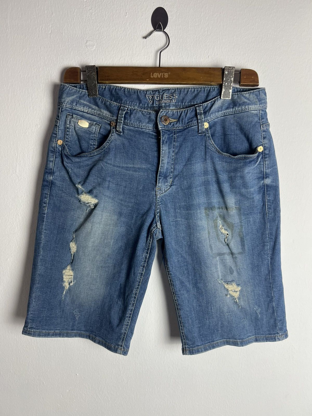 Guess Guess Denim Distressed Jorts Shorts Size US 33 - 1 Thumbnail