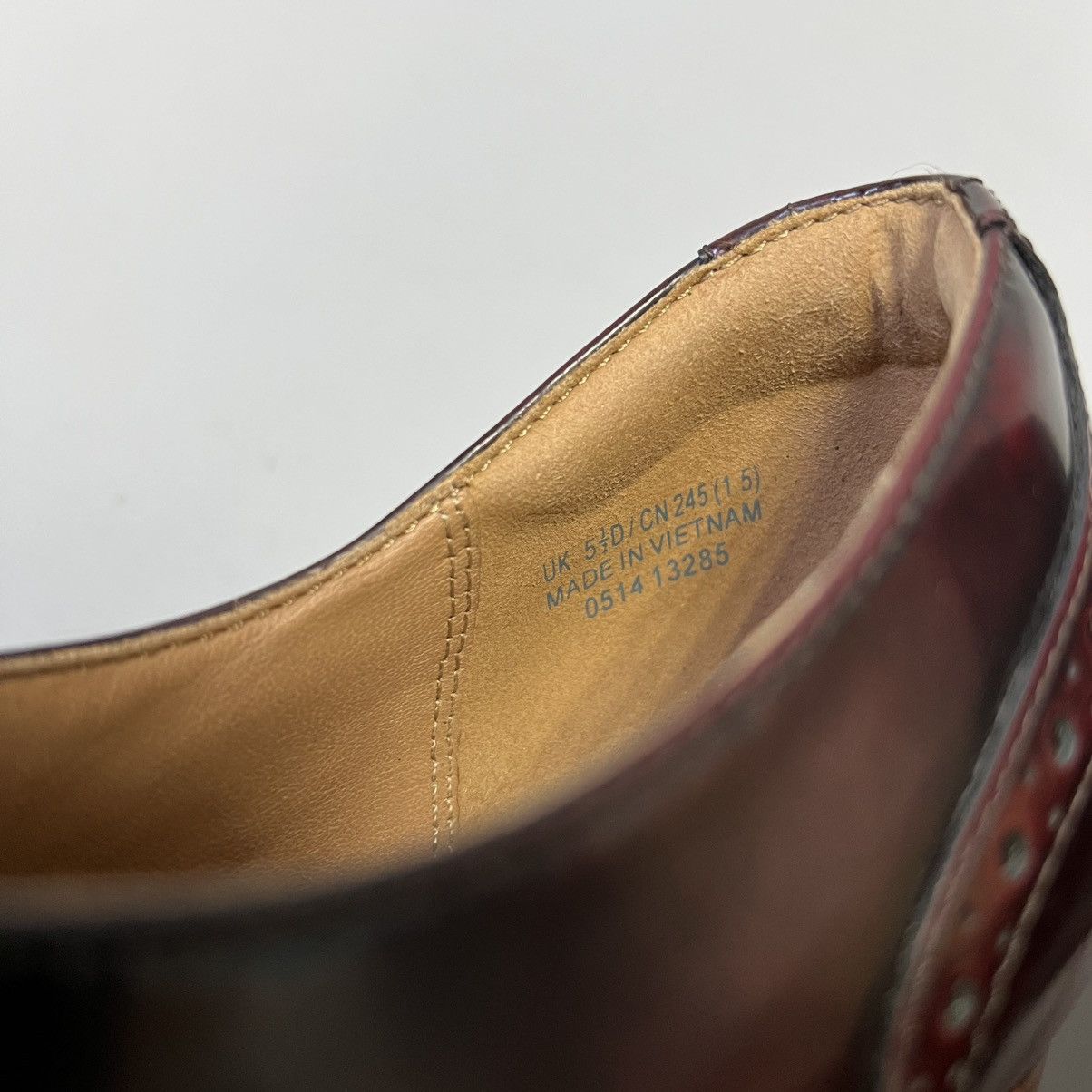 Clarks Clarks Artisan Burgundy Leather Wingtip Oxford Heels Size US 8 / IT 38 - 17 Thumbnail