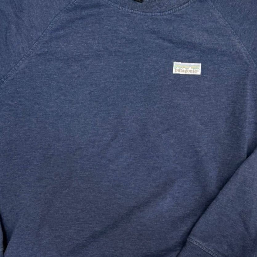 Patagonia Patagonia Women's P-6 Label Ahnya Crew Sweatshirt M Stone Blue Shirt Womens Size M Blue Size M / US 6-8 / IT 42-44 - 3 Thumbnail