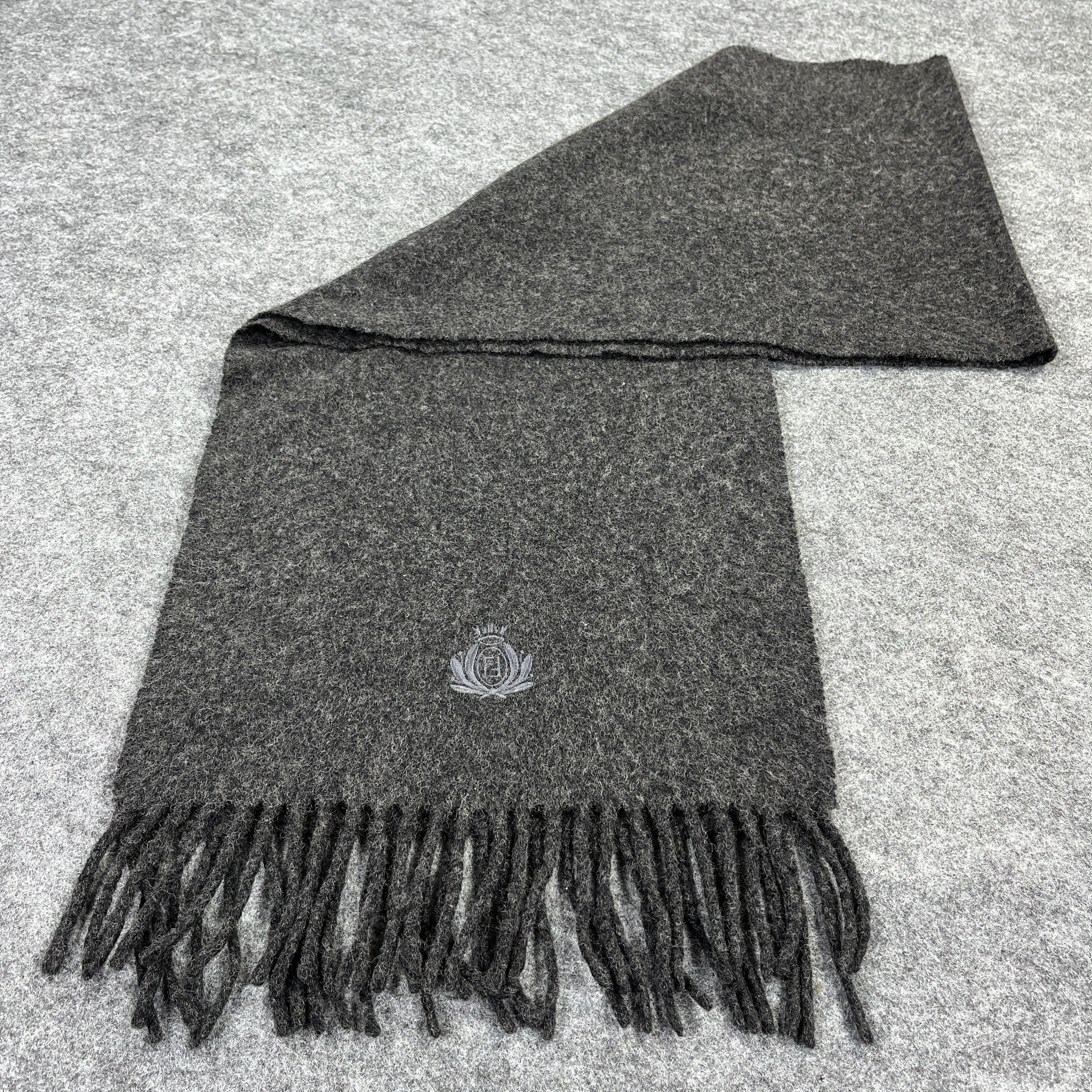 Vintage Vintage Fendi Scarf / Muffler / Neckwear T914 Size ONE SIZE - 4 Thumbnail