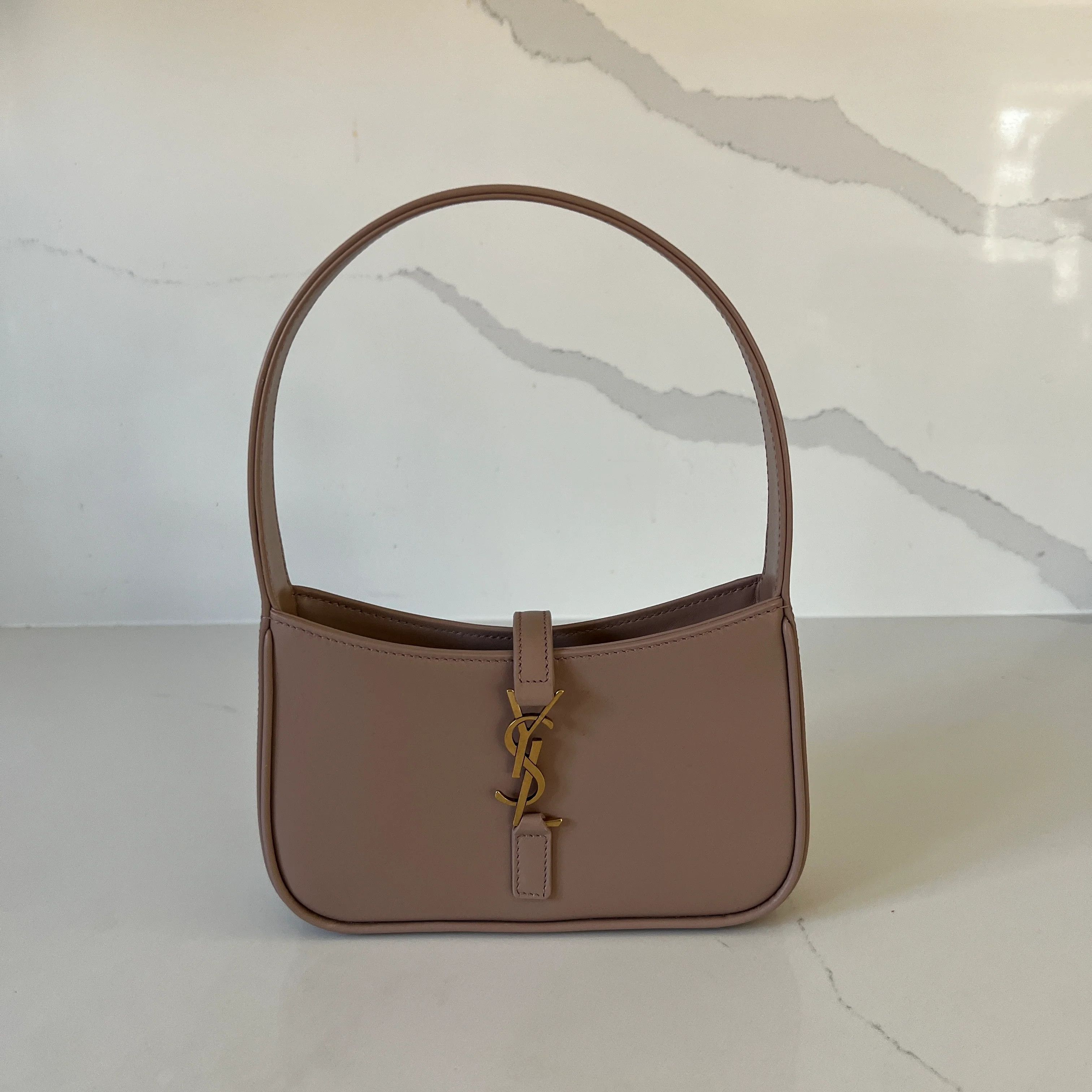 Saint Laurent Paris o1s1wg110924 Size: OS / Mini 5 À7 Leather Hobo Bag Rosy Sand Size ONE SIZE - 1 Thumbnail
