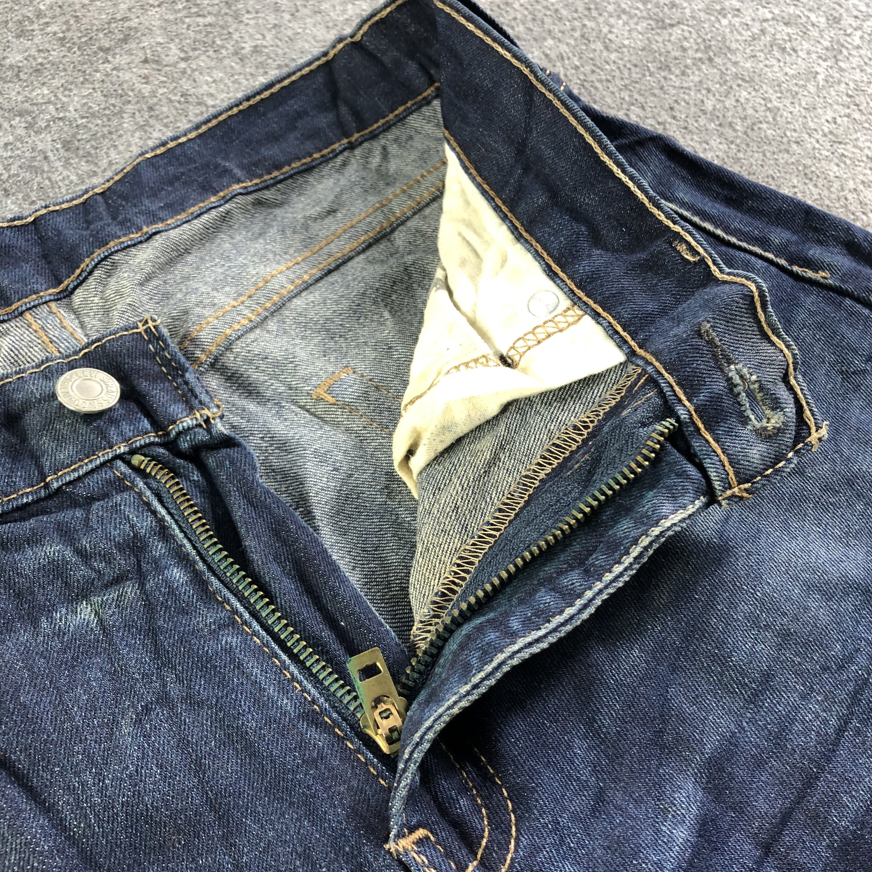 Levi's Vintage Blue Wash Levis 511 Jeans-J3047 Size US 34 / EU 50 - 7 Thumbnail