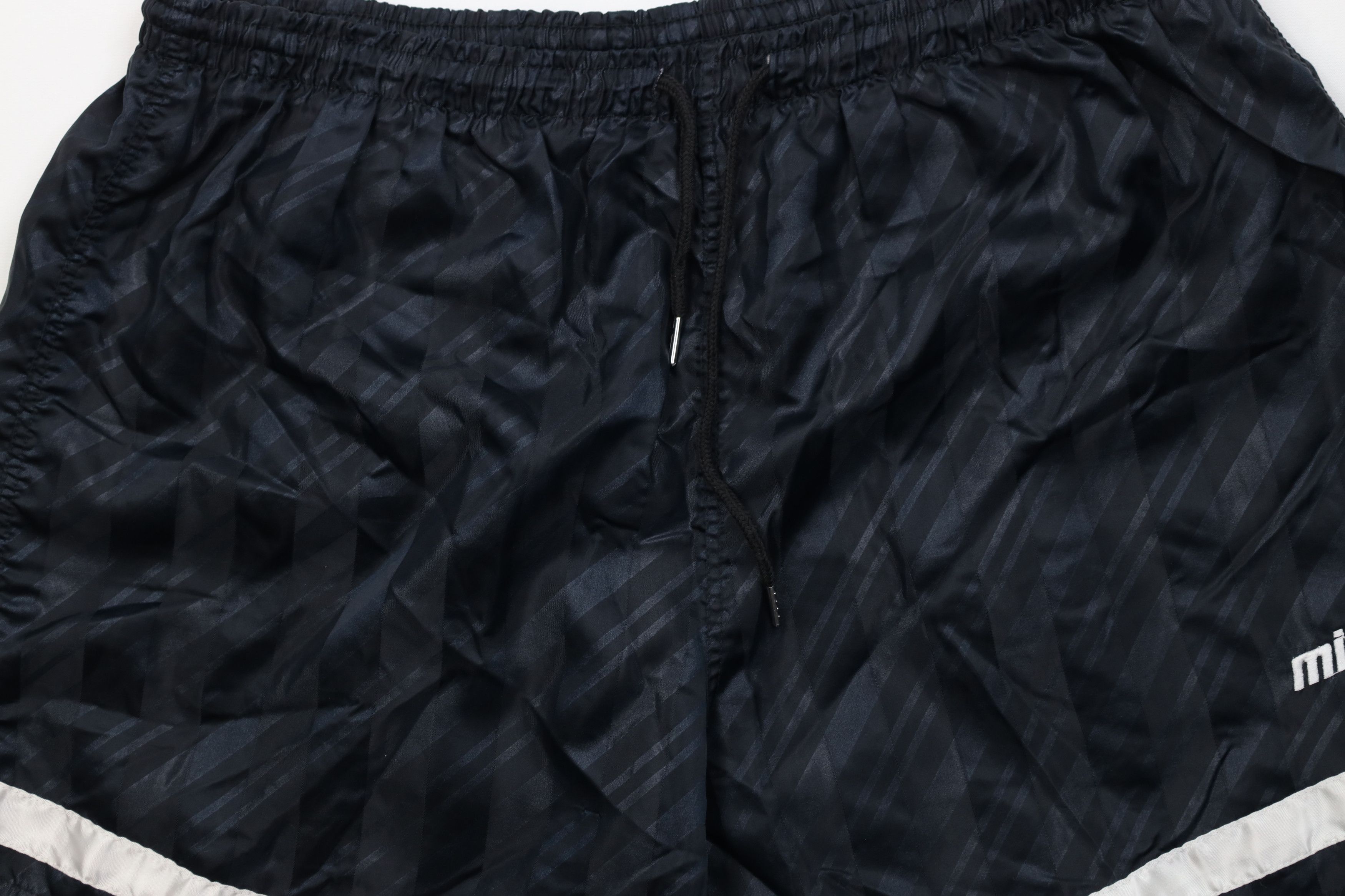 Vintage Vintage 90s Mitre Running Jogging Soccer Shorts Black Size US 36 / EU 52 - 3 Thumbnail
