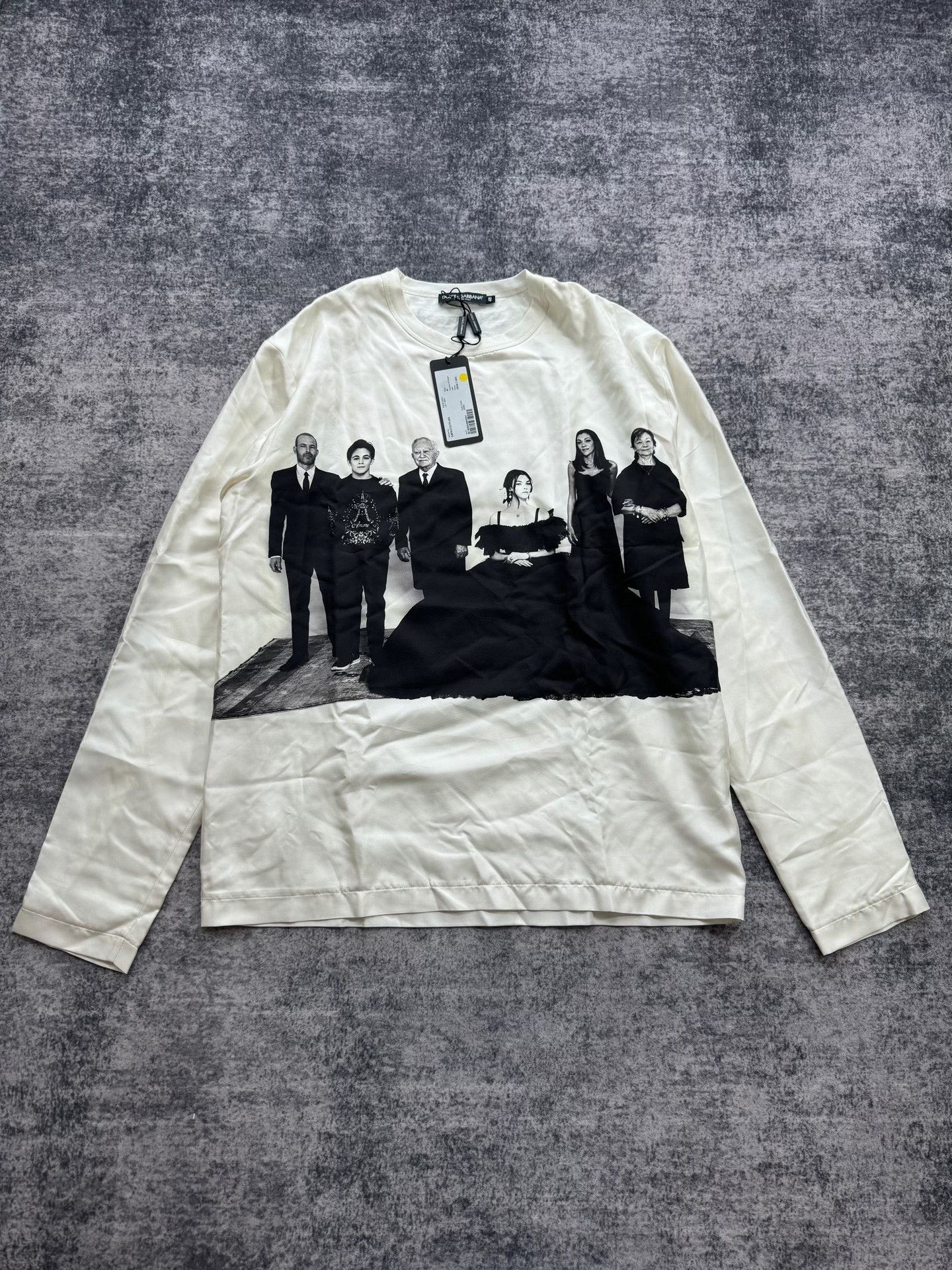 Dolce & Gabbana Dolce & Gabbana White Portrait Long Sleeve Size US M / EU 48-50 / 2 - 1 Thumbnail