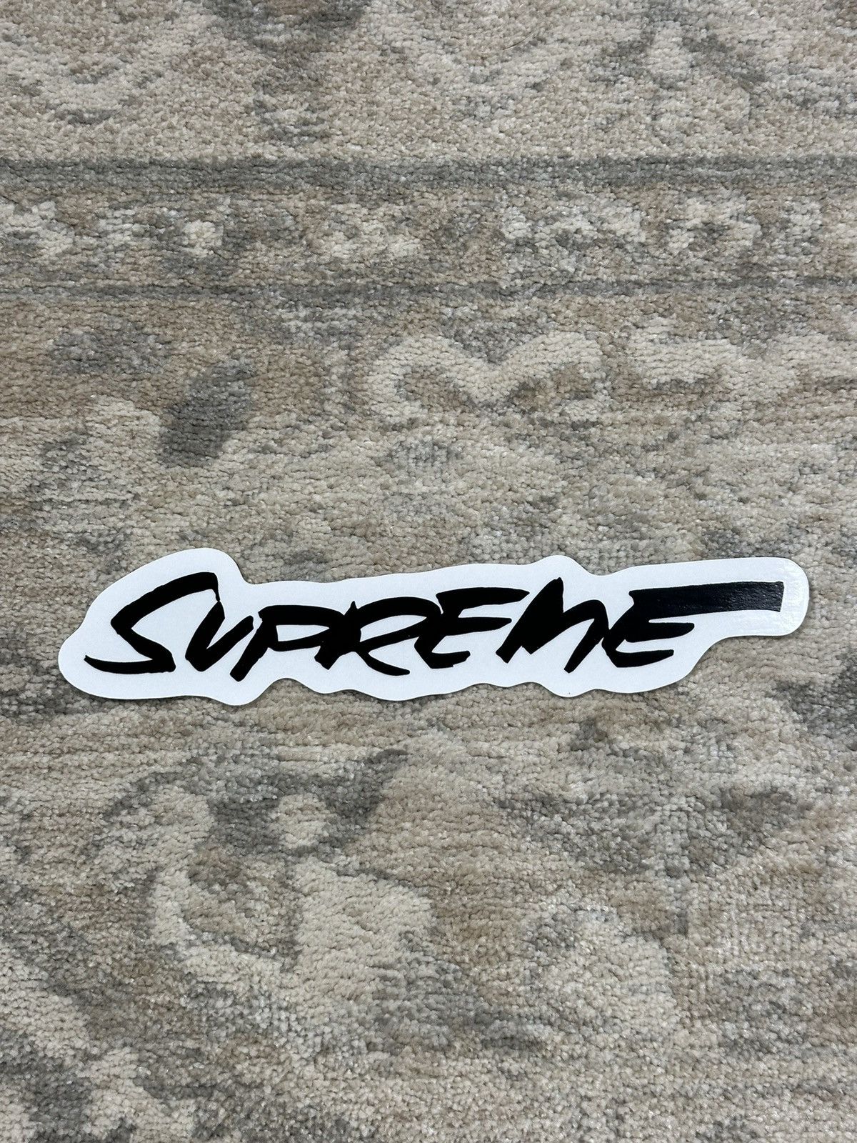 Supreme Supreme Futura Logo Sticker Size ONE SIZE - 1 Thumbnail
