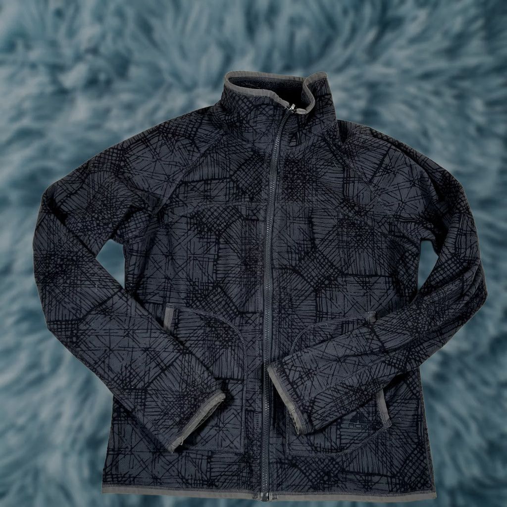 Nike ACG VINTAGE Womens Nike ACG Jacket Black/Gray Geometric Print Reversible Size M Size M / US 6-8 / IT 42-44 - 1 Thumbnail