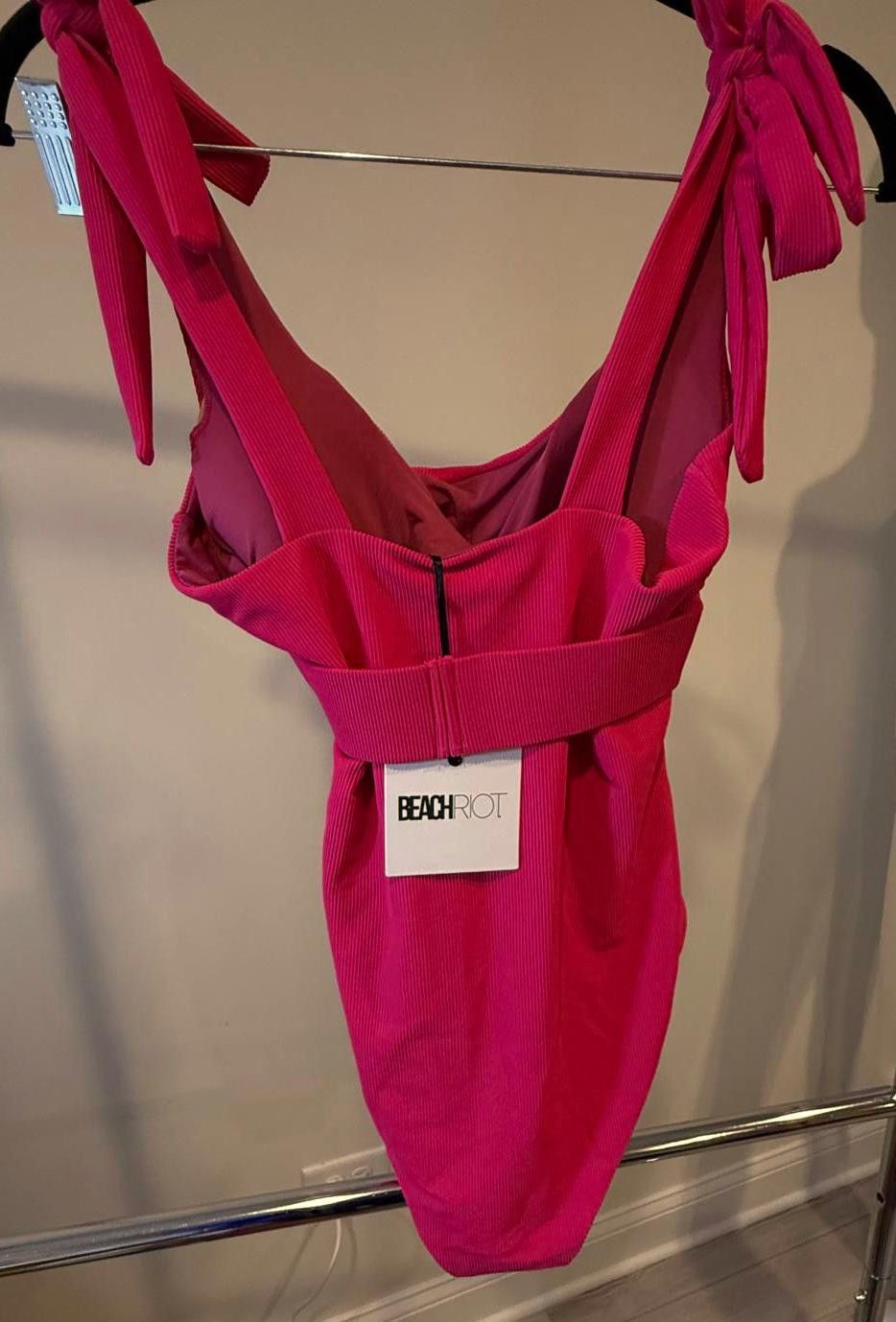 Designer BEACHROT Pink Ribbed One-Piece Swimsuit, Size XL Size ONE SIZE - 3 Thumbnail