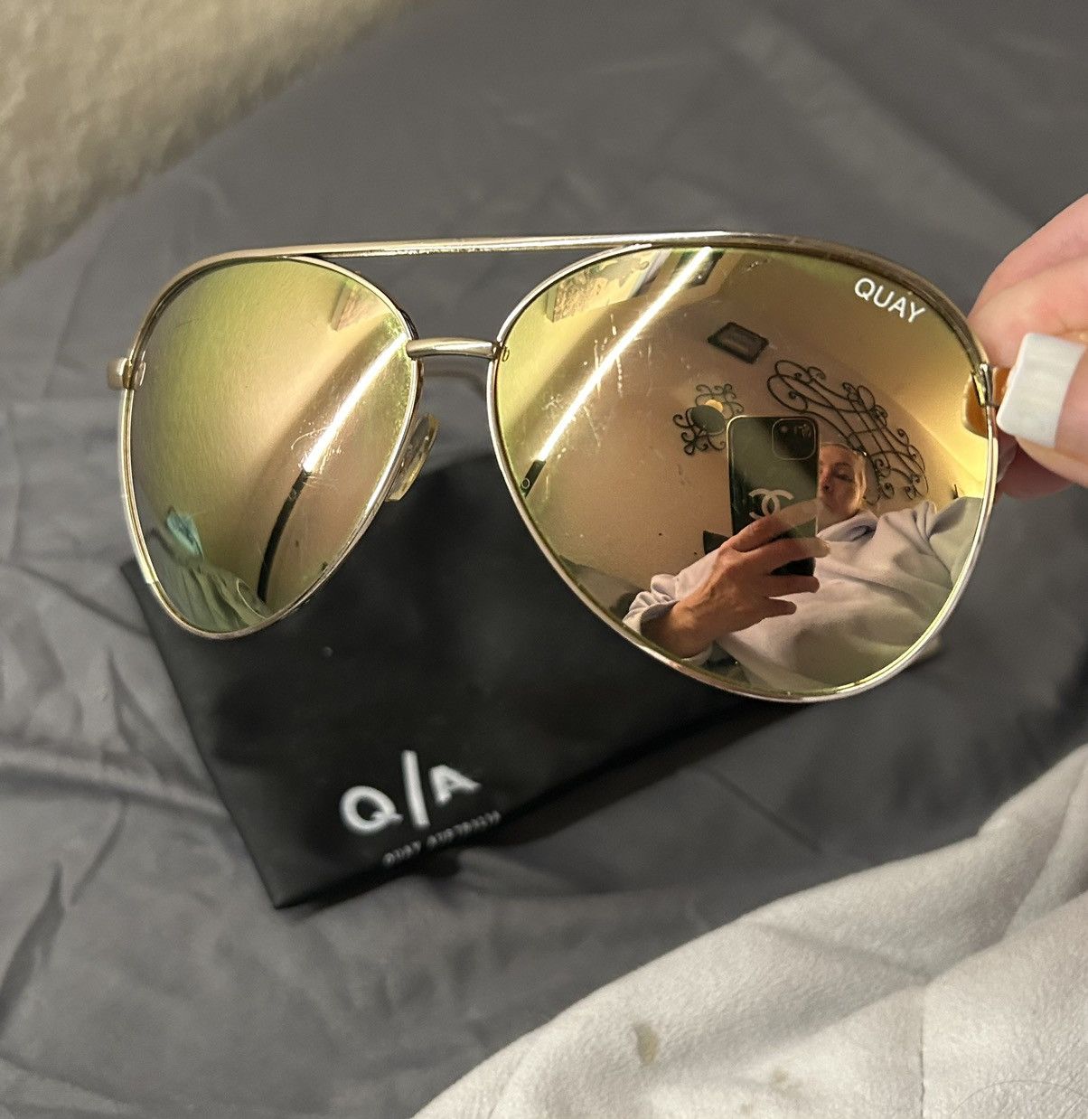 Quay Preowned Gold Mirrored Brow Bar Aviator Sunglasses Size ONE SIZE - 5 Thumbnail