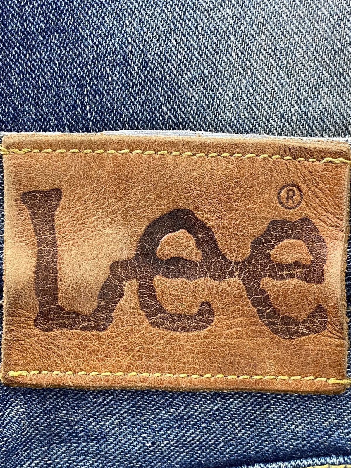 Lee Lee Riders Light Blue Wash Whiskered Style Skinny Leg Jeans Size US 31 - 11 Thumbnail