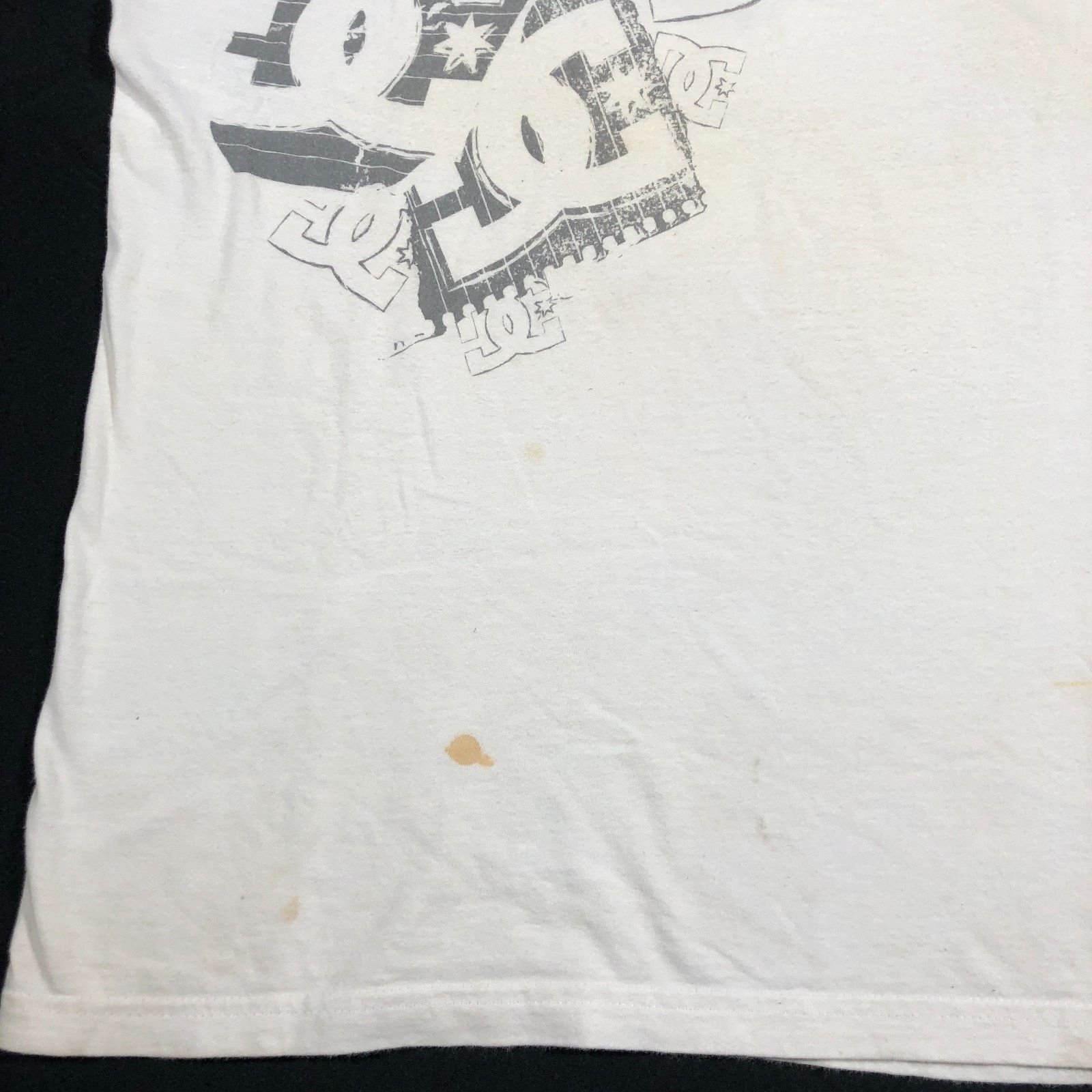 DC DC Shoes Abstract Art Signed Tee T Shirt Size Large L Size US L / EU 52-54 / 3 - 4 Thumbnail