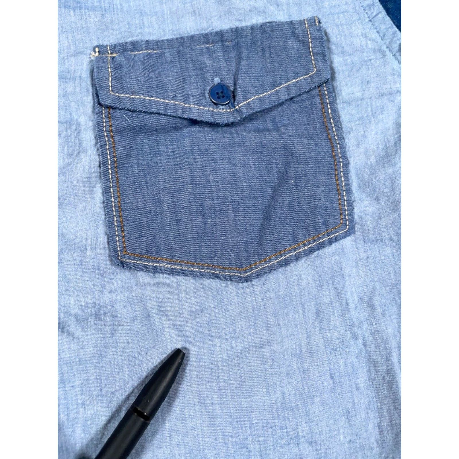 Guess GUESS Blue Chambray Colorblock Shirt Adult XL Lightweight Western Button-Up Mens Size US XL / EU 56 / 4 - 5 Thumbnail