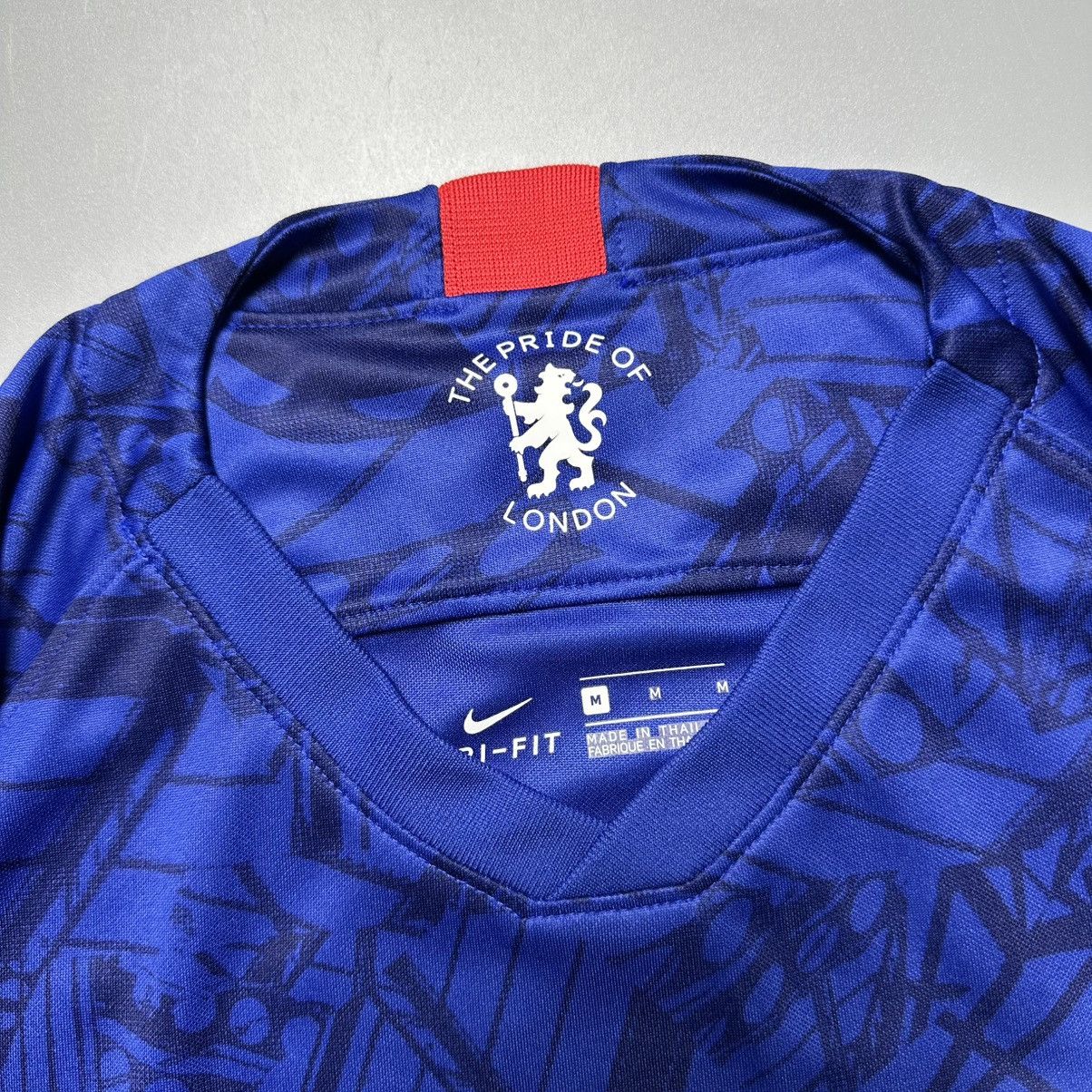 Nike CHELSEA NIKE 2019/2020 FOOTBALL HOME JERSEY #10 HAZARD Size US M / EU 48-50 / 2 - 5 Thumbnail