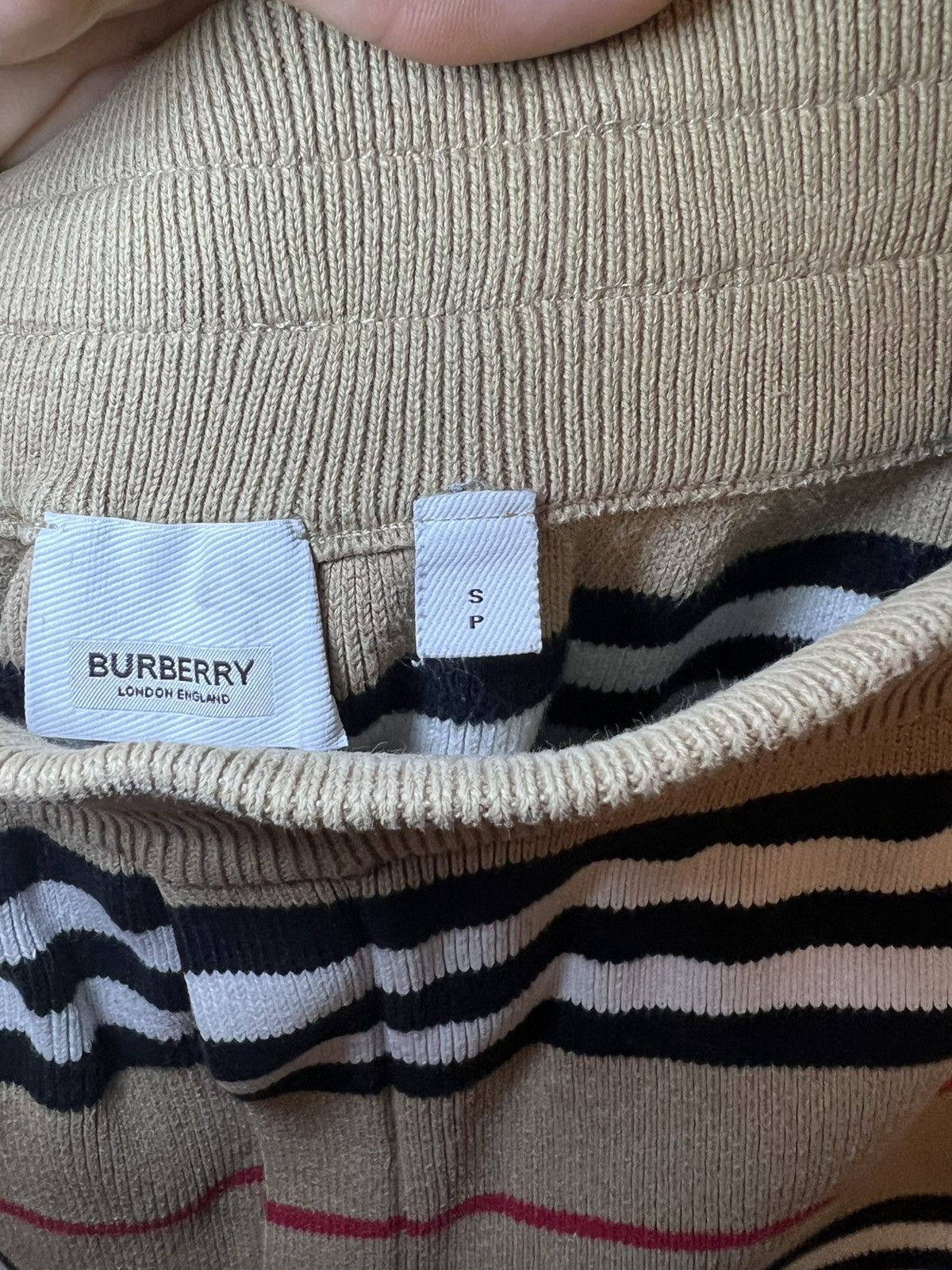 Burberry Vintage Burberry logo plaid heavy knit shorts Size US 32 / EU 48 - 4 Thumbnail