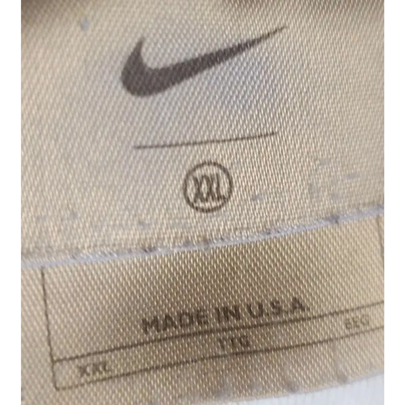 Nike VINTAGE Nike T-Shirt 2XL Long Sleeve White Crew Neck Graphic Print Swoosh Lot of 2 Mens 90s Retro American Fashion Size US XXL / EU 58 / 5 - 7 Thumbnail