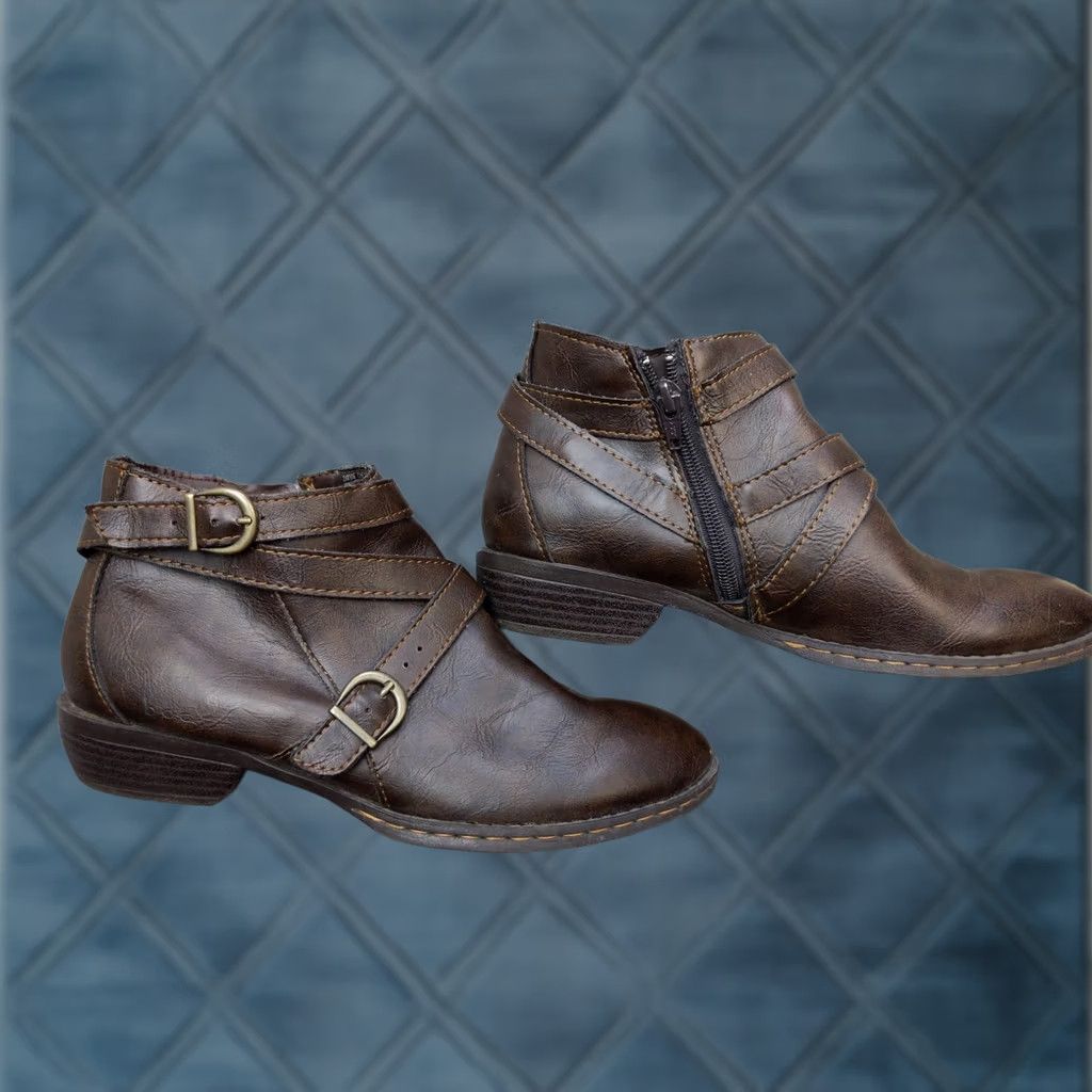 Vintage b.o.c Boots Womens Size 7 37 Brown Synthetic Ankle Zip Buckle Block Heel Booties Size US 7 / IT 37 - 1 Thumbnail