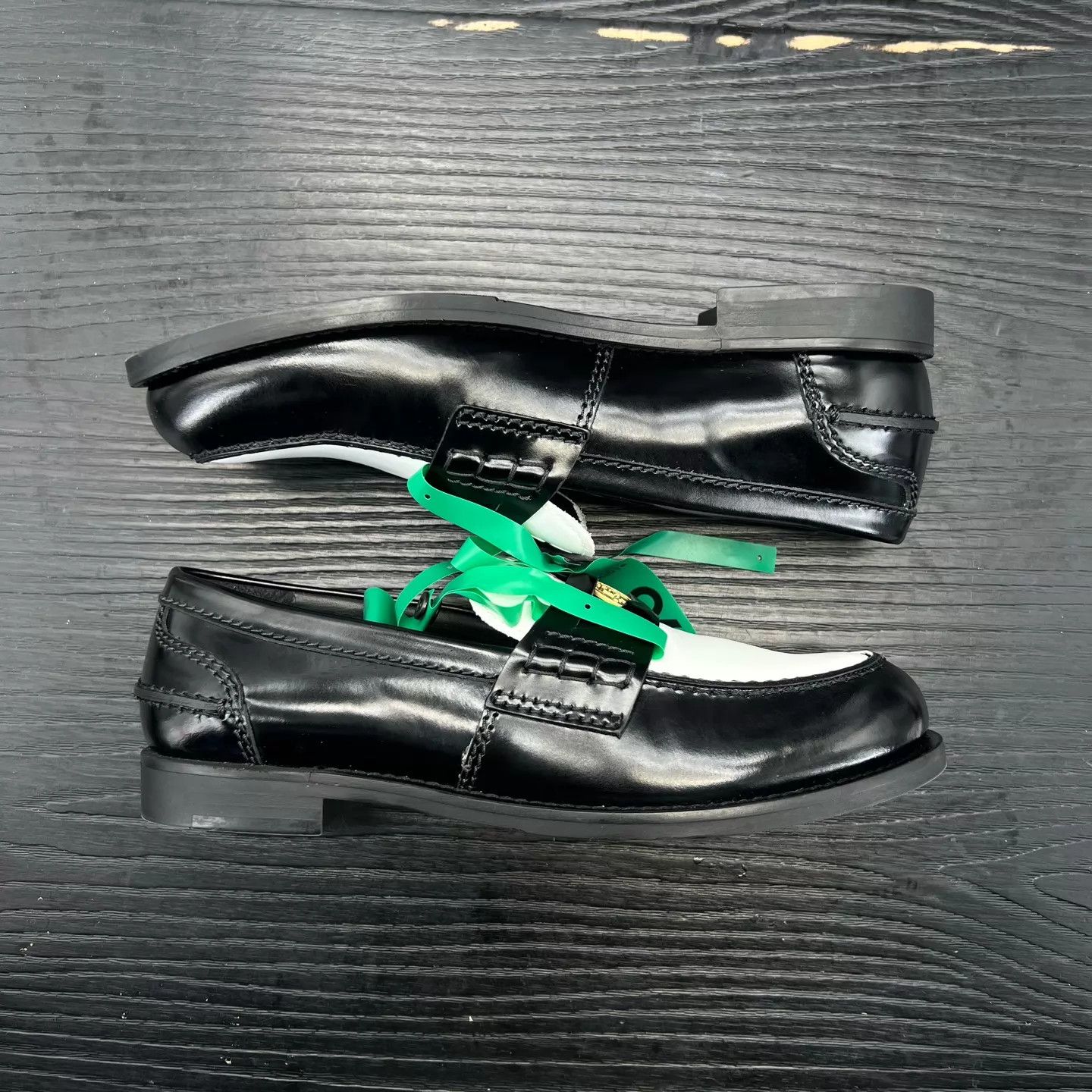 Miu Miu MIU MIU Penny Black & White Gold Women's 38 Like New Size US 7.5 / IT 37.5 - 2 Thumbnail